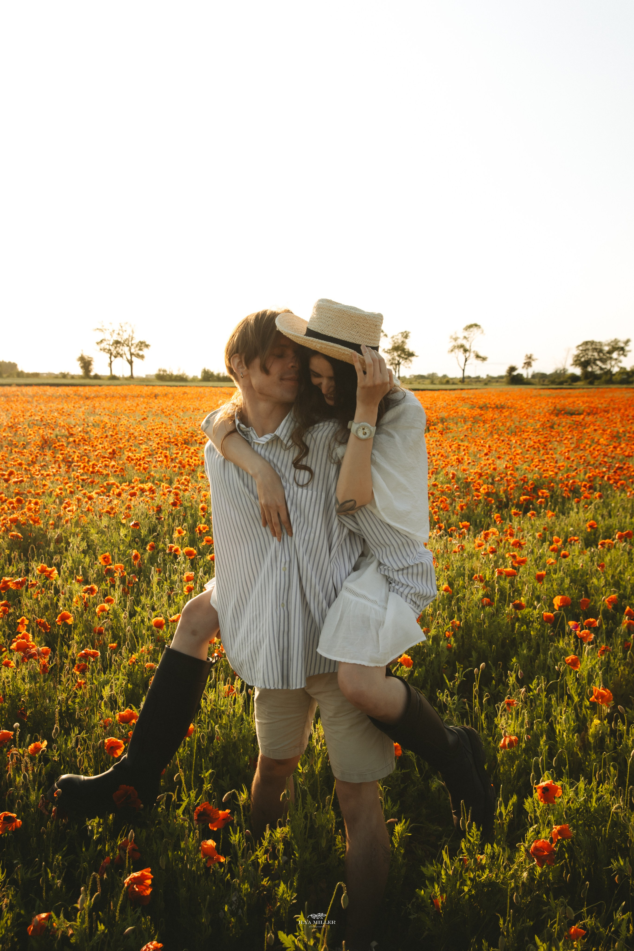 Дина и Влад / Маковые поля. Фотограф Калининград Илья Миллер