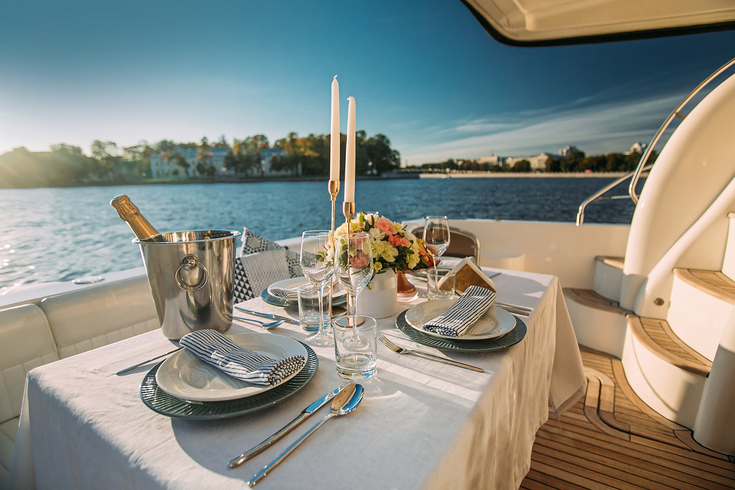 Яхта Rodman 44 Holiday. SPB Rent Boats|аренда катеров и теплоходов