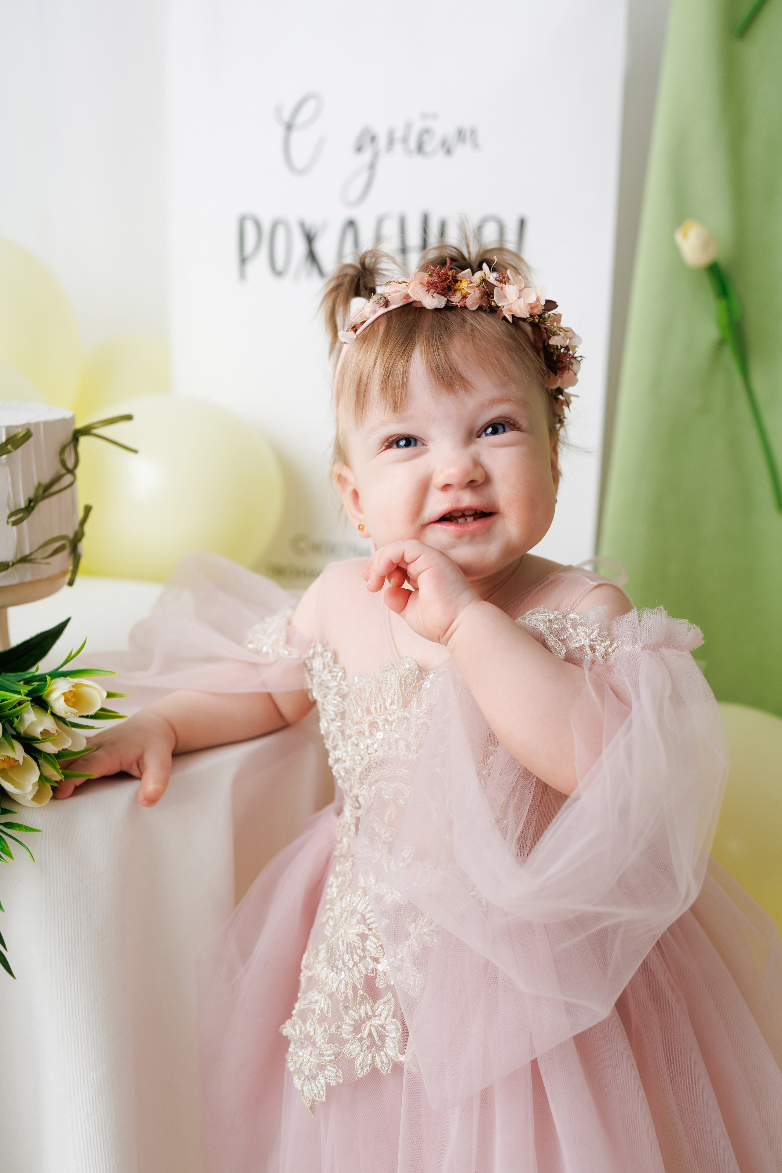 Аделине 1 годик. Фотограф новорожденный малышей Новосибирск