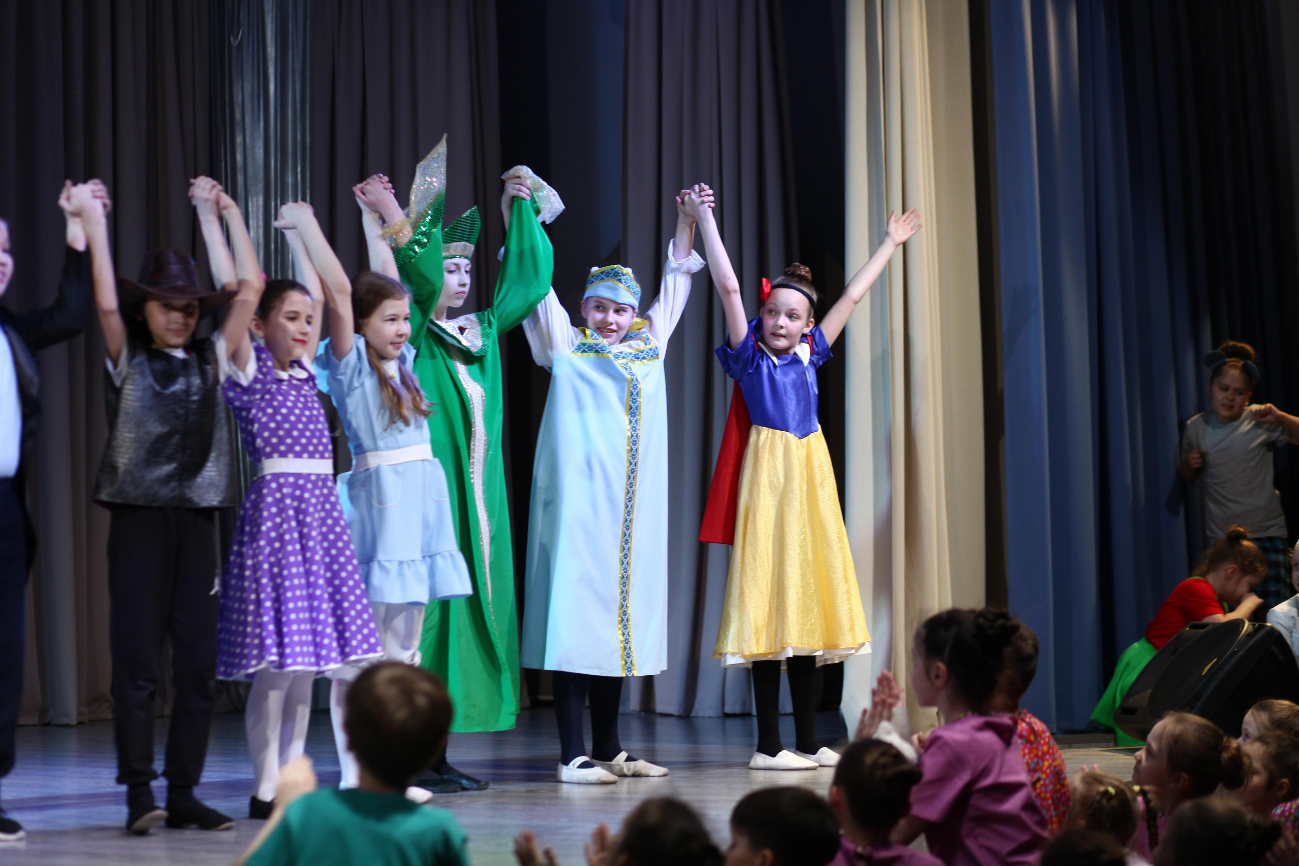 Детский театр импровизации. Фотограф Дарья Локотко в Красноярске