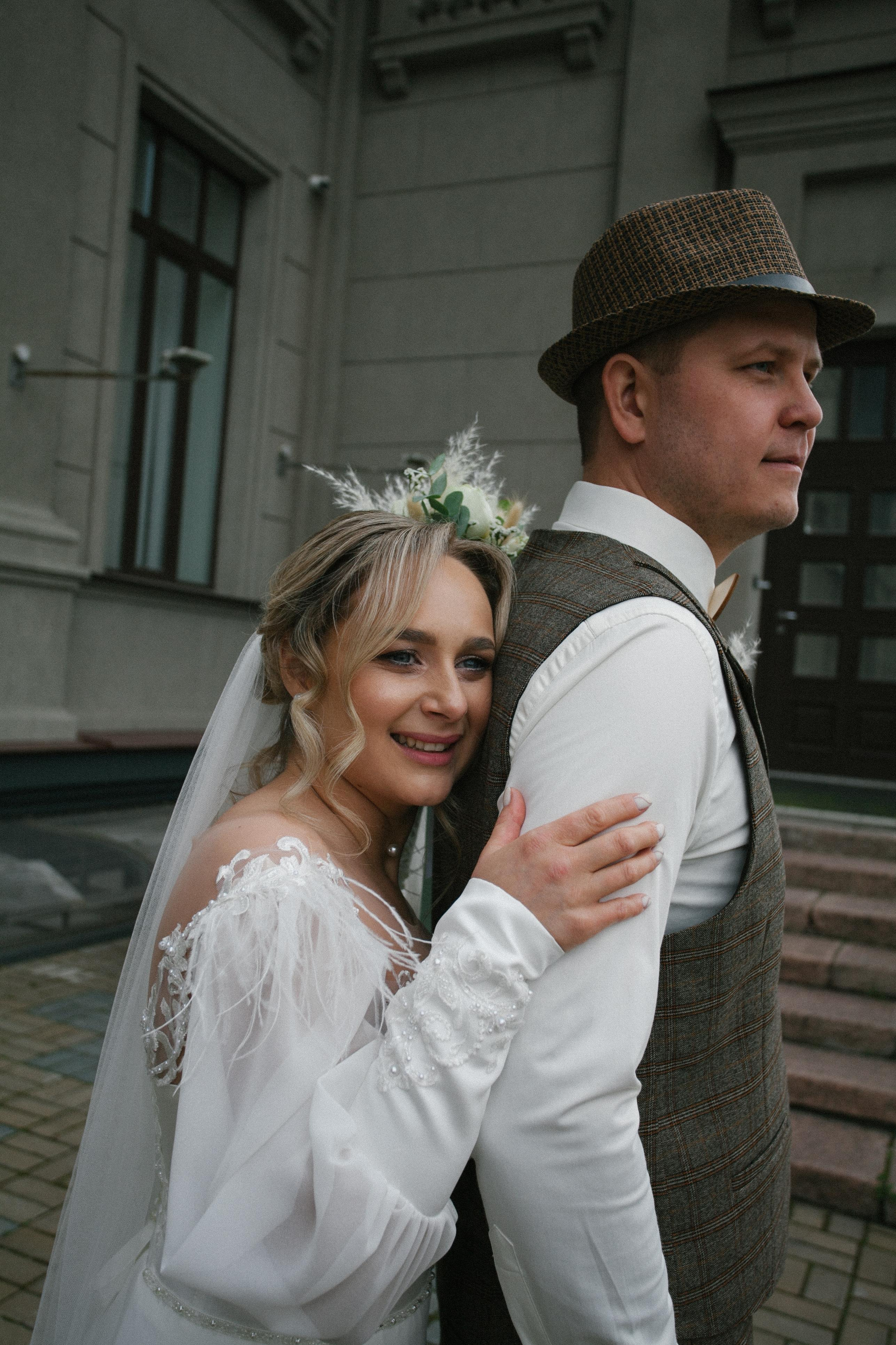 фотосессия красивая пара молодожены жених невеста свадьба бохо стиль  речной вокзал