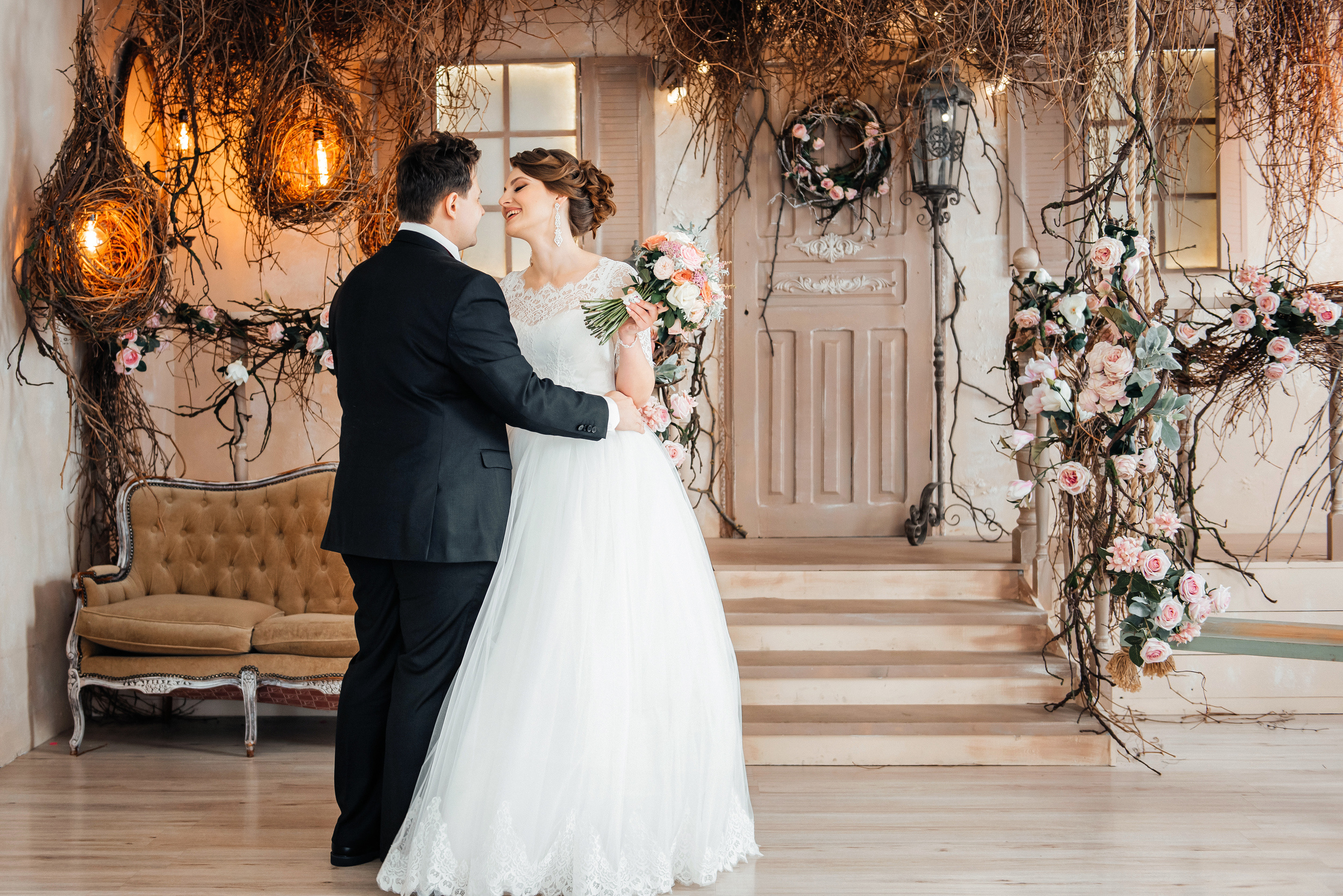 Свадьба в Краснодаре, съемка в фотостудии, двор, ЗАГС. Мария Прищеп. Профессиональный фотограф в Краснодаре