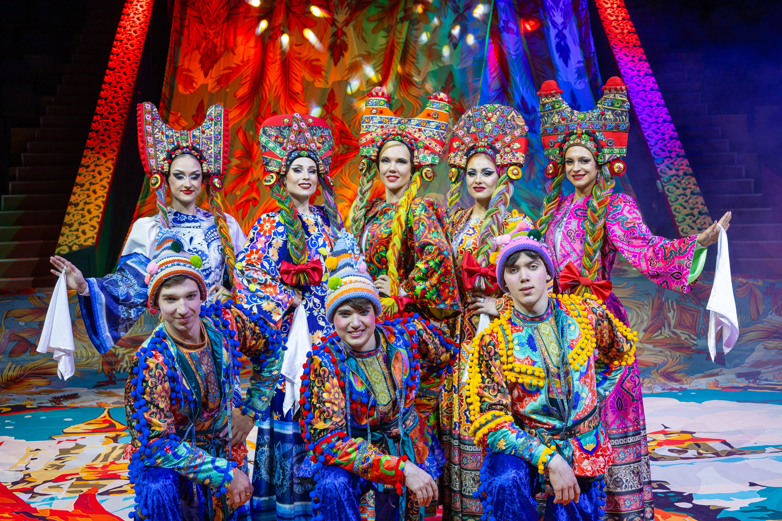 Цирк Жар Птица. Афиша. Семейный и Свадебный фотограф в Сочи