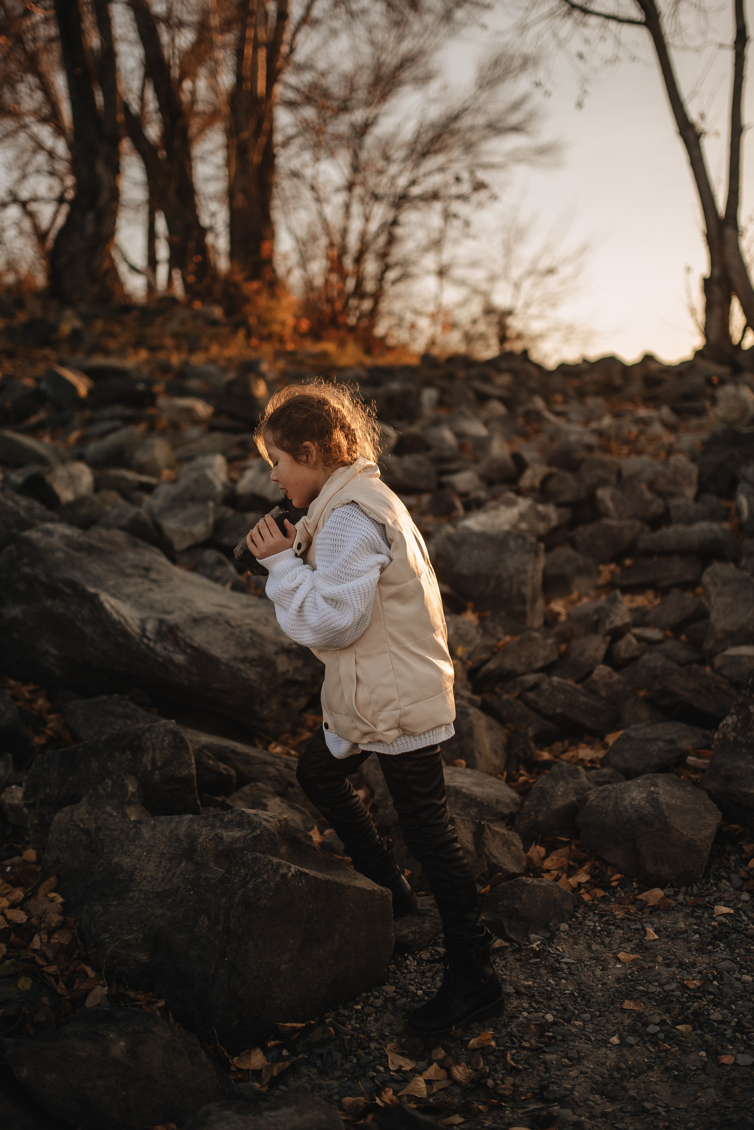 Катя и Варя (маяк). Семейная фотосессия в Новосибирске от фотографа Ольги Коваль