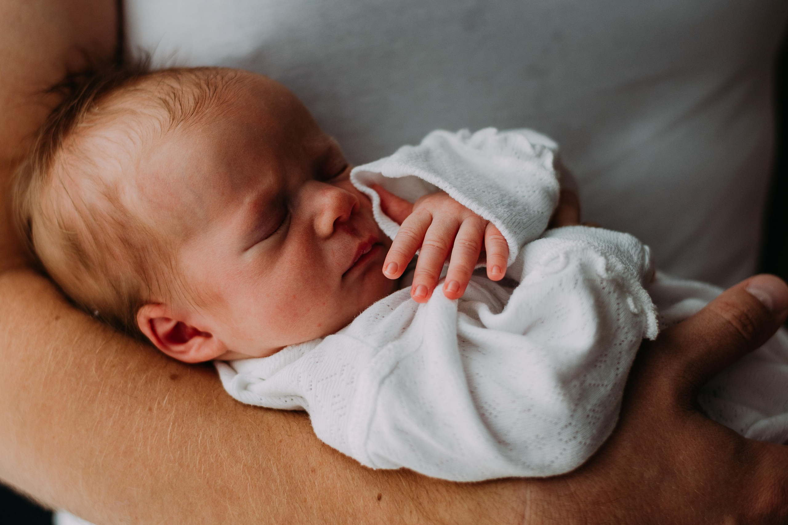 Домашняя съемка новорожденной с семьей, Москва