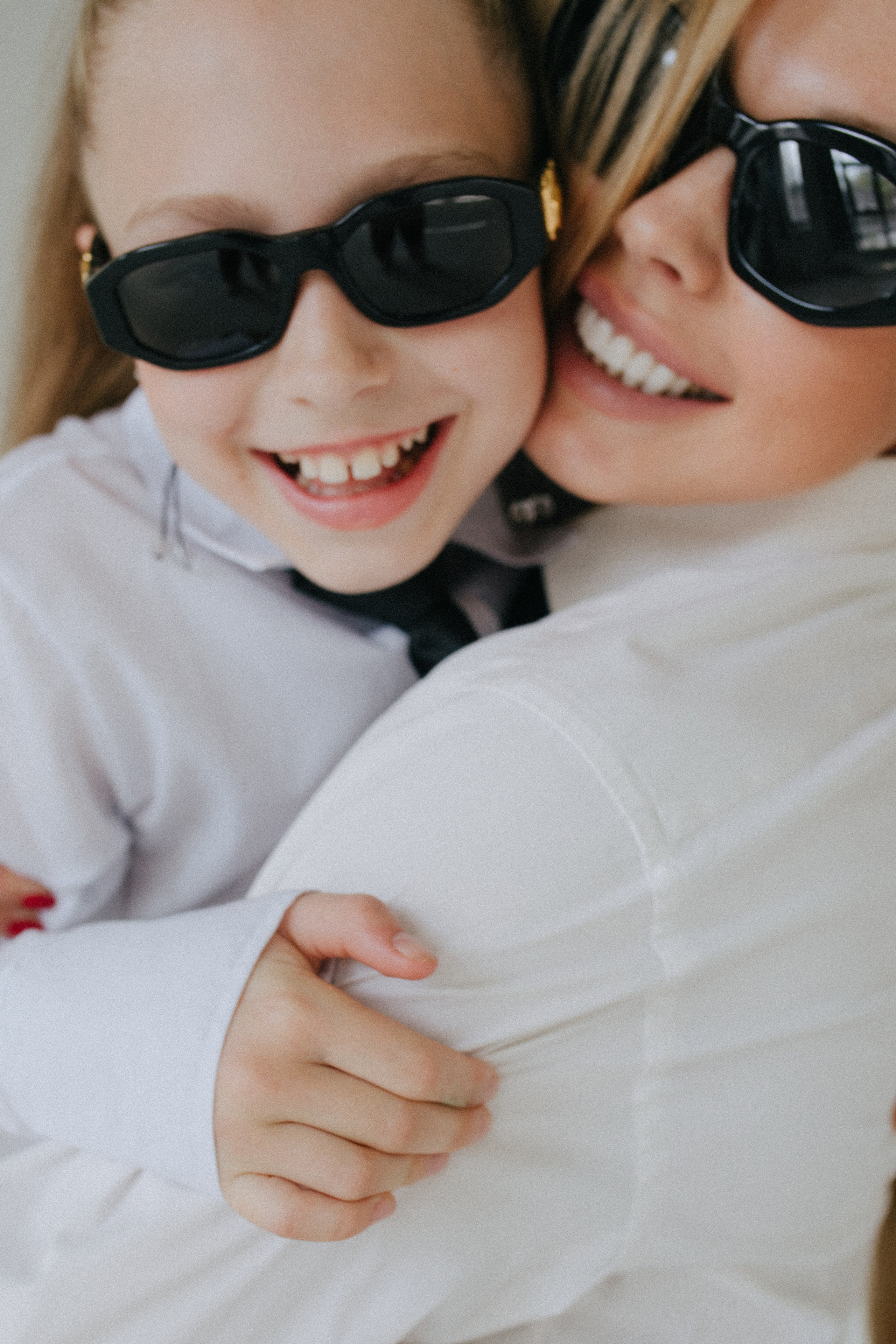 Света и Кира. Главная