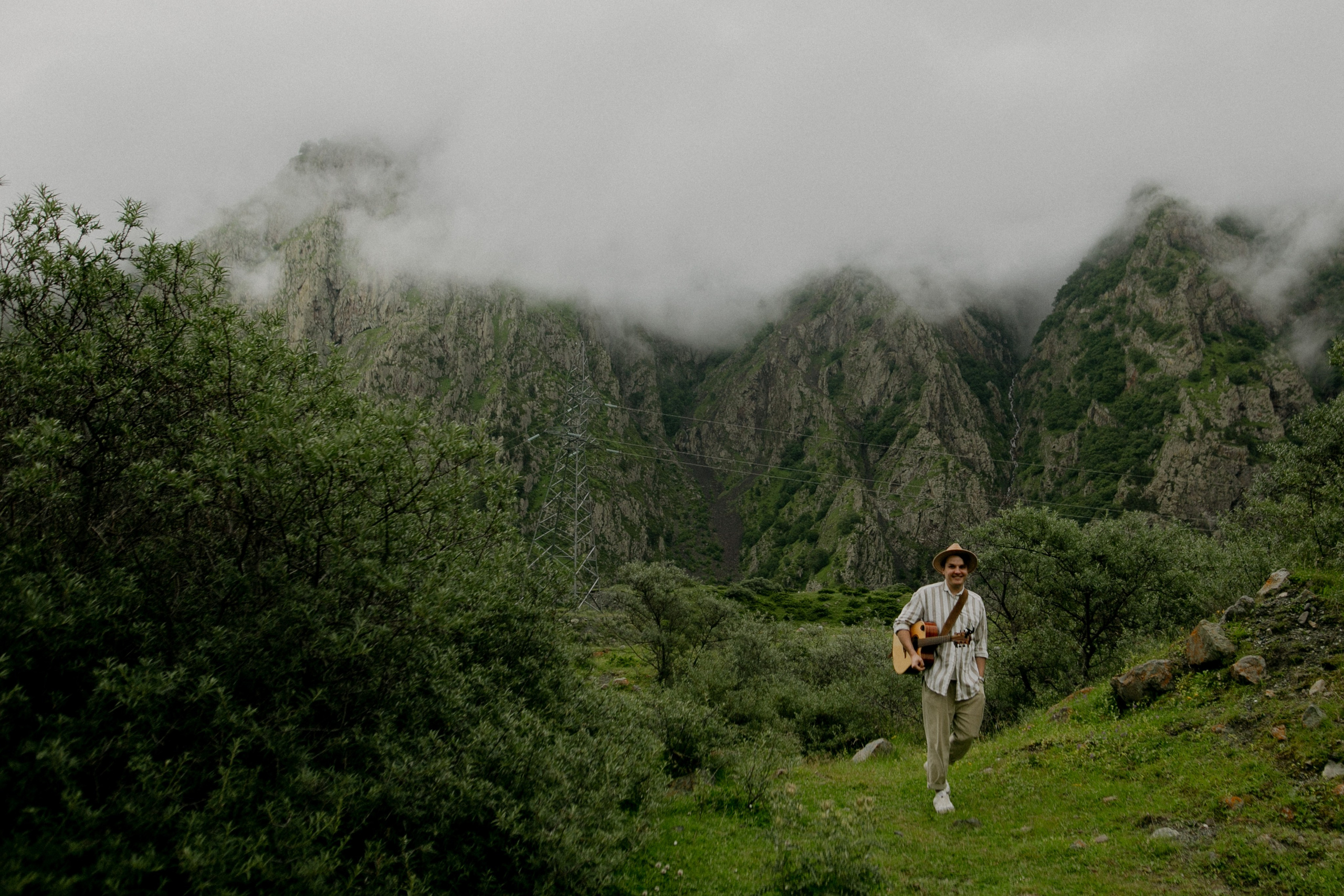 Nikita & Nastya. Wedding at Kazbeg. Свадебный фотограф Грузия Alex and Polly