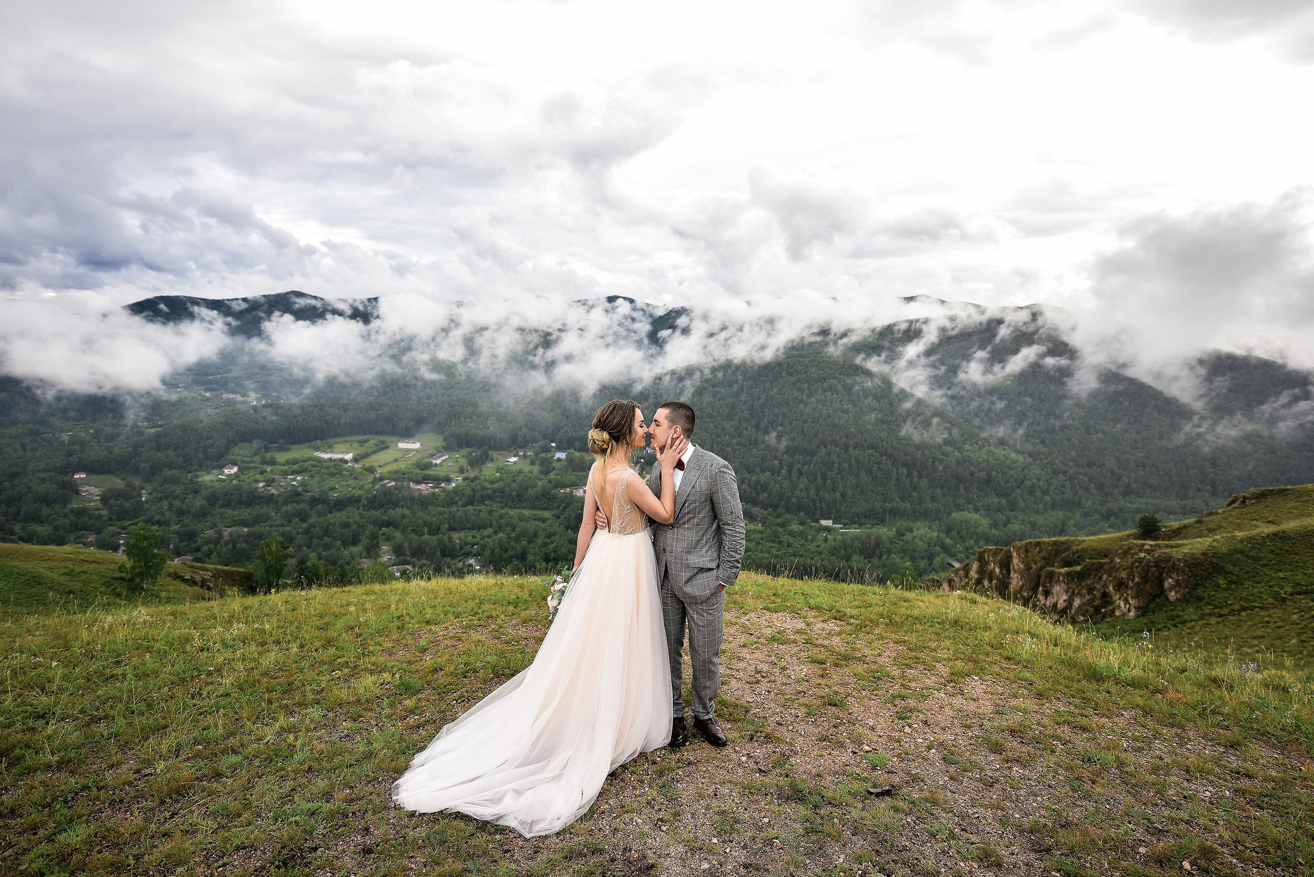📸 Свадебный и семейный фотограф в Красноярске Тихомиров Евгений | 17 лет опыта | 800+ свадеб