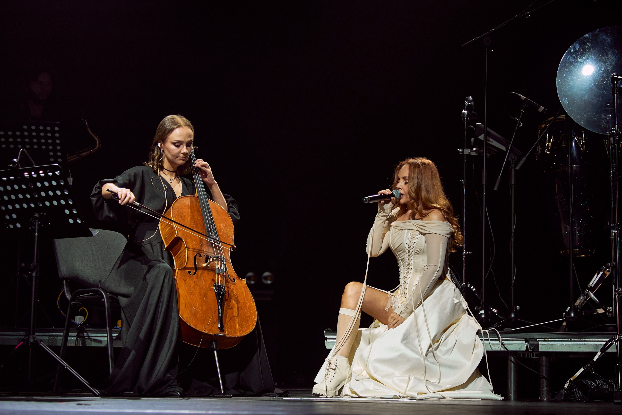 МАКСИМ & TELECLUB. Yekaterinburg, Sochi, Istanbul, Tiflis-Bshari Zaana’da fotoğrafçı
