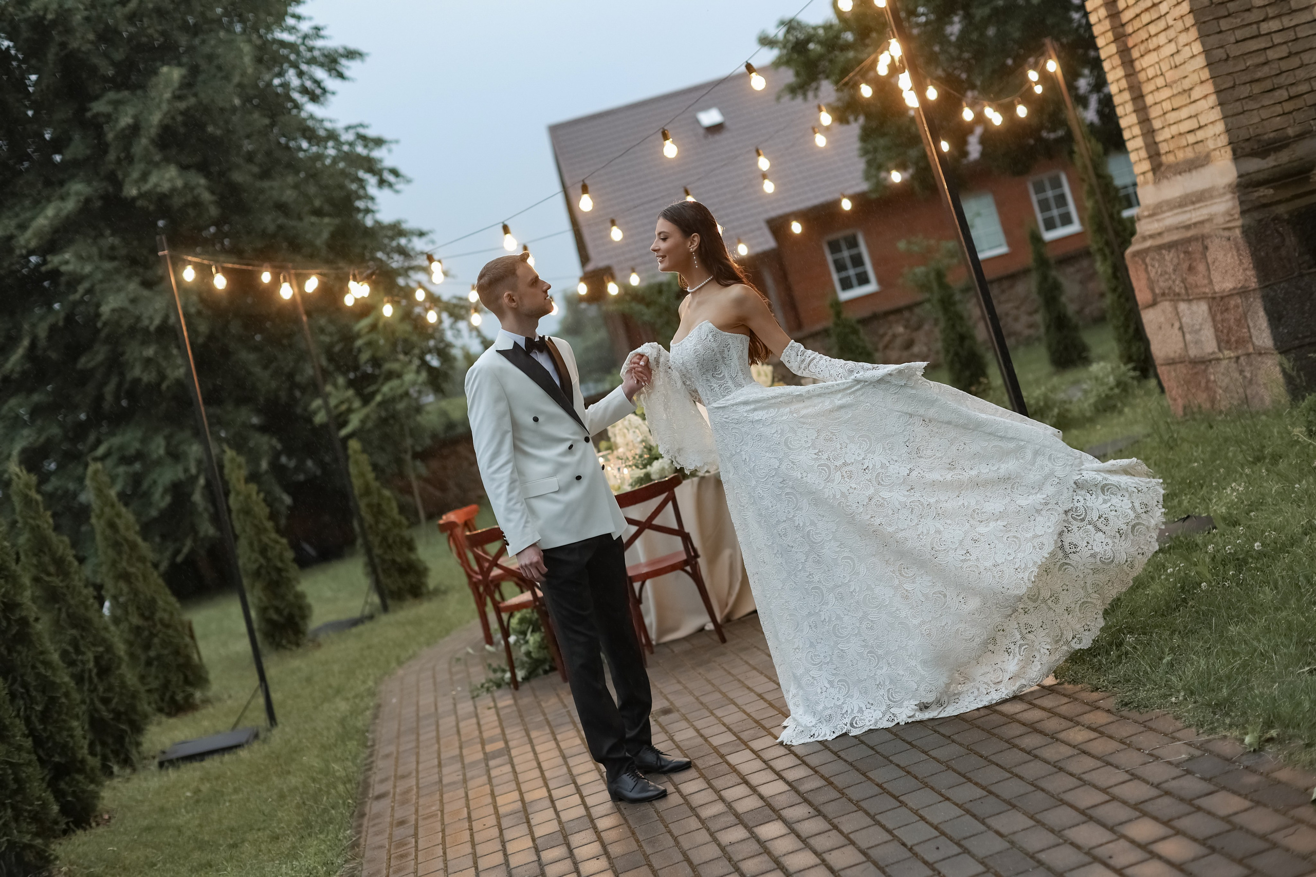 Кирилл и Виктория. Свадебные фотограф и видеограф в Минске Голдосовы Марина и Вадим