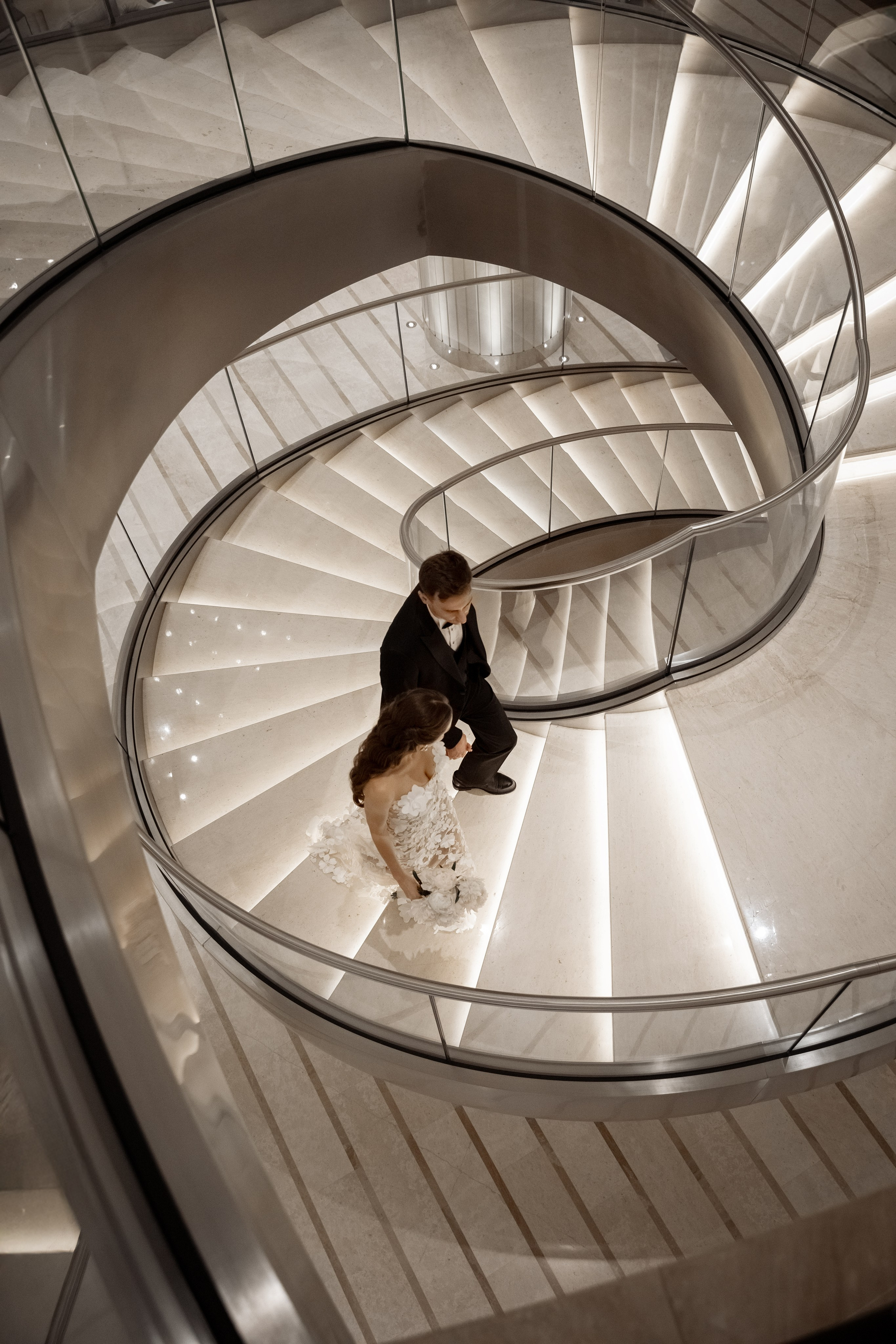 Стильная свадебная фотосессия Москва | Свадебный фотограф. Фотограф брендов и бизнеса в Москве Алексей Сентюрин