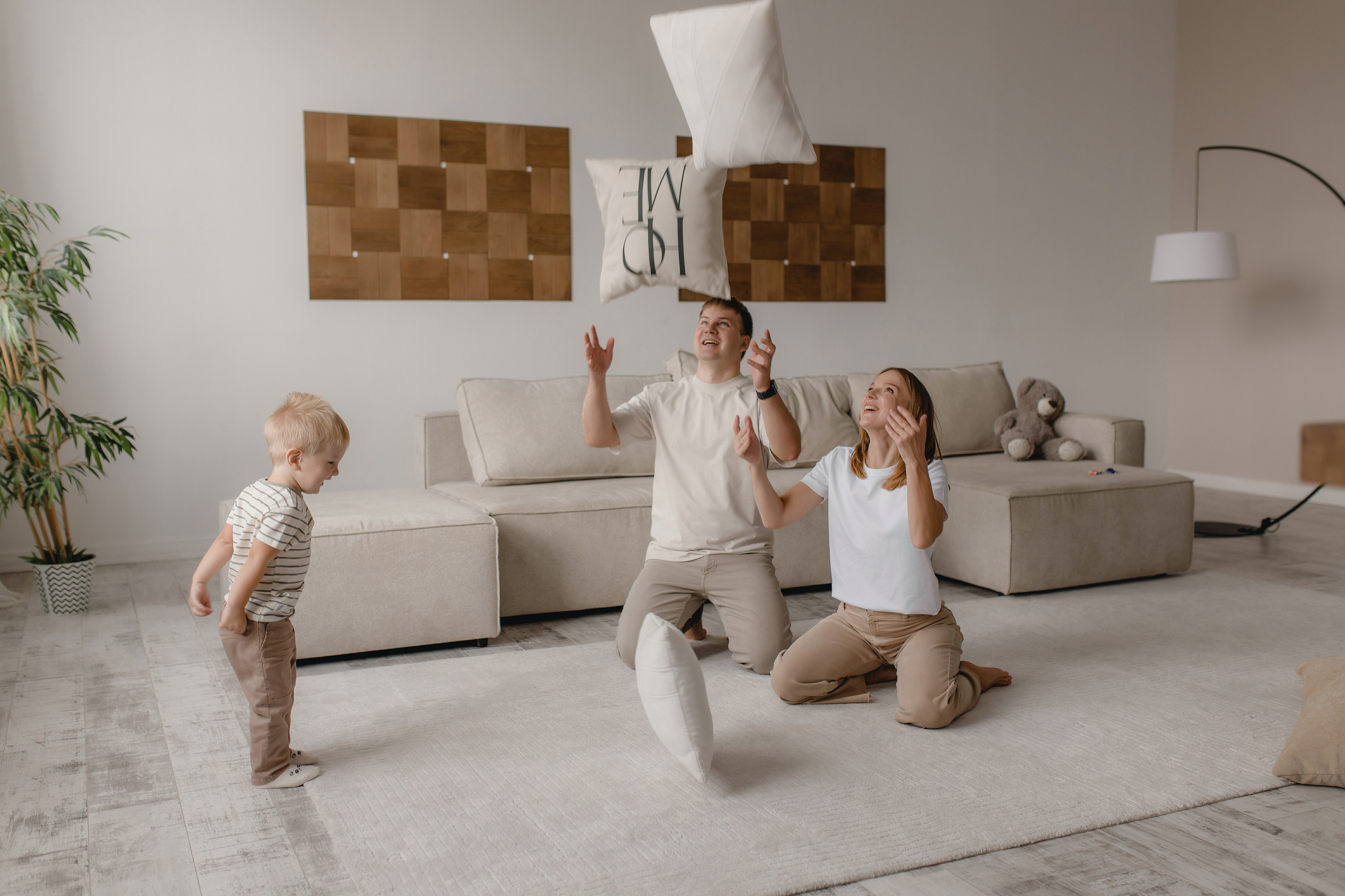 Саша, Оля и Арсений. Главная