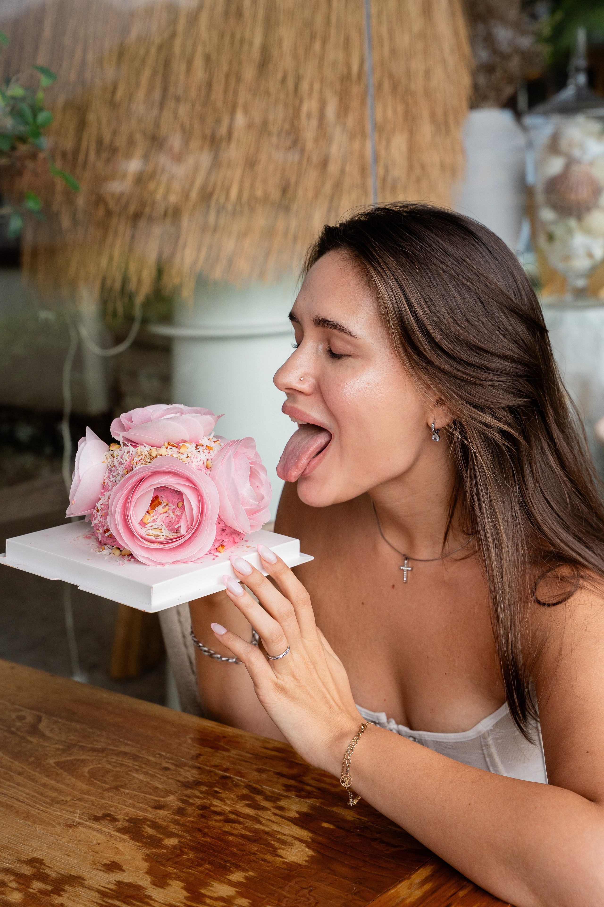 RUDI cake. Brand designer | photographer | model