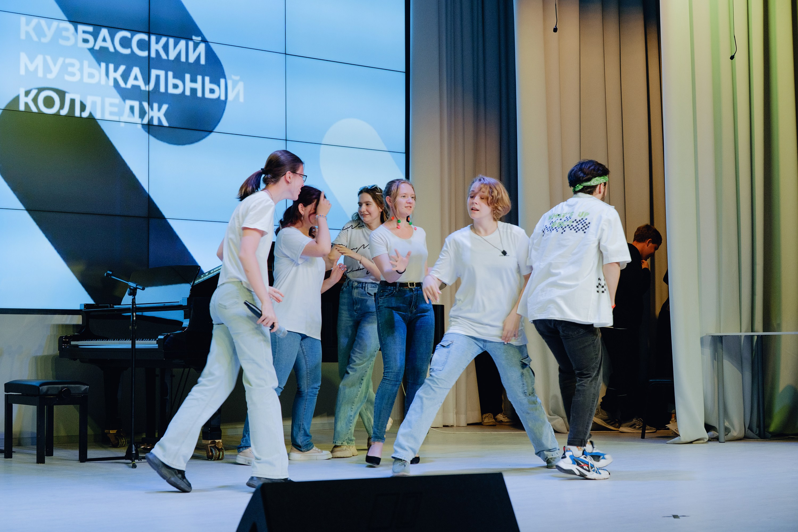 Выпускной колледж искусств ЦДШИ. Фотограф Софья Володкина