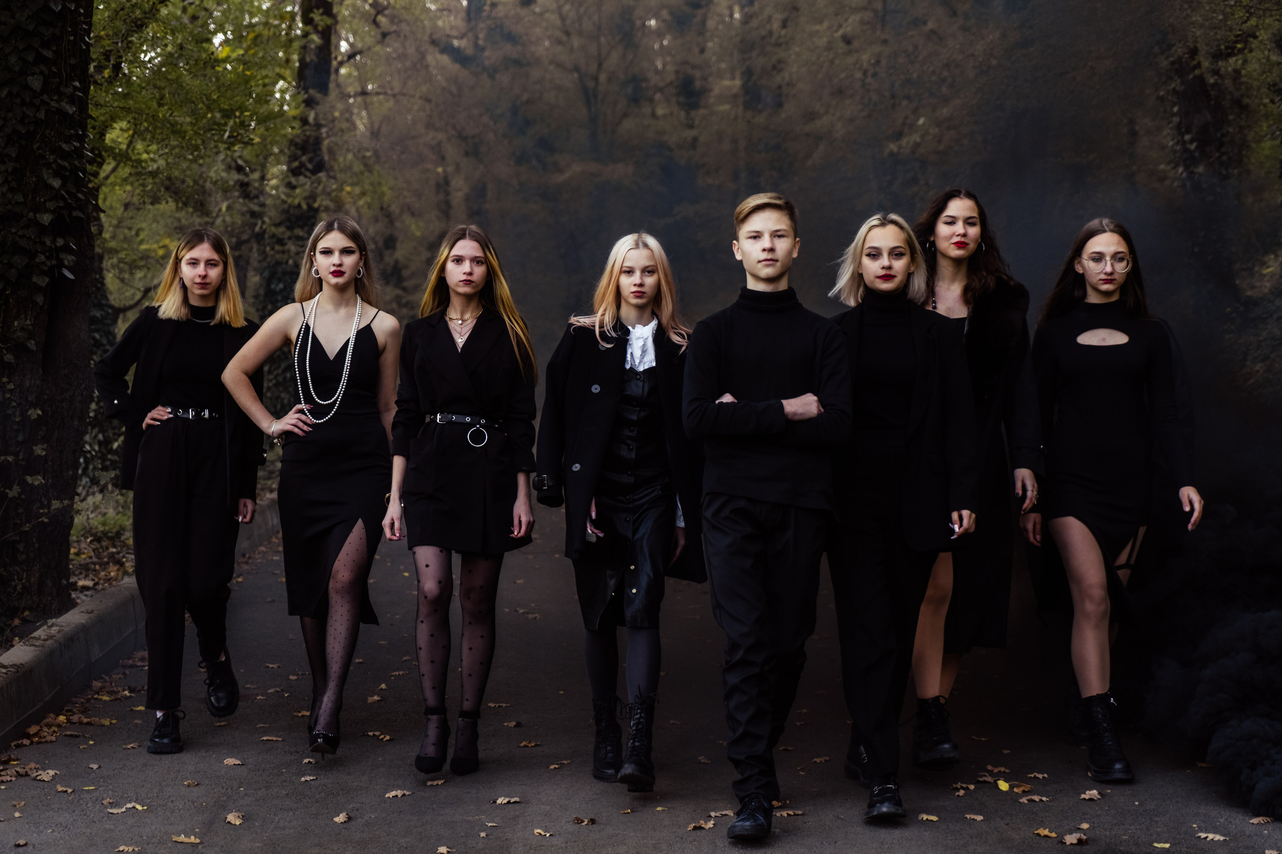 Выпускные фотокниги Фотограф для выпускников детского сада, печать фотокниг, выпускная фотосессия, виньетка на выпускной, живая анимация, оживающие фотографии, видео выпускного, выпускной фотограф, школьный фотограф, фотосессия в школе, фотосессия класса, фотосессия первоклассника, школьное видео, альбомы с оживающими фото, выпускные фотоальбомы 2024, Новороссийск, Крымск, Анапа, Геленджик, Абинск, Кабардинка, Сочи, Краснодар Краснодарский край