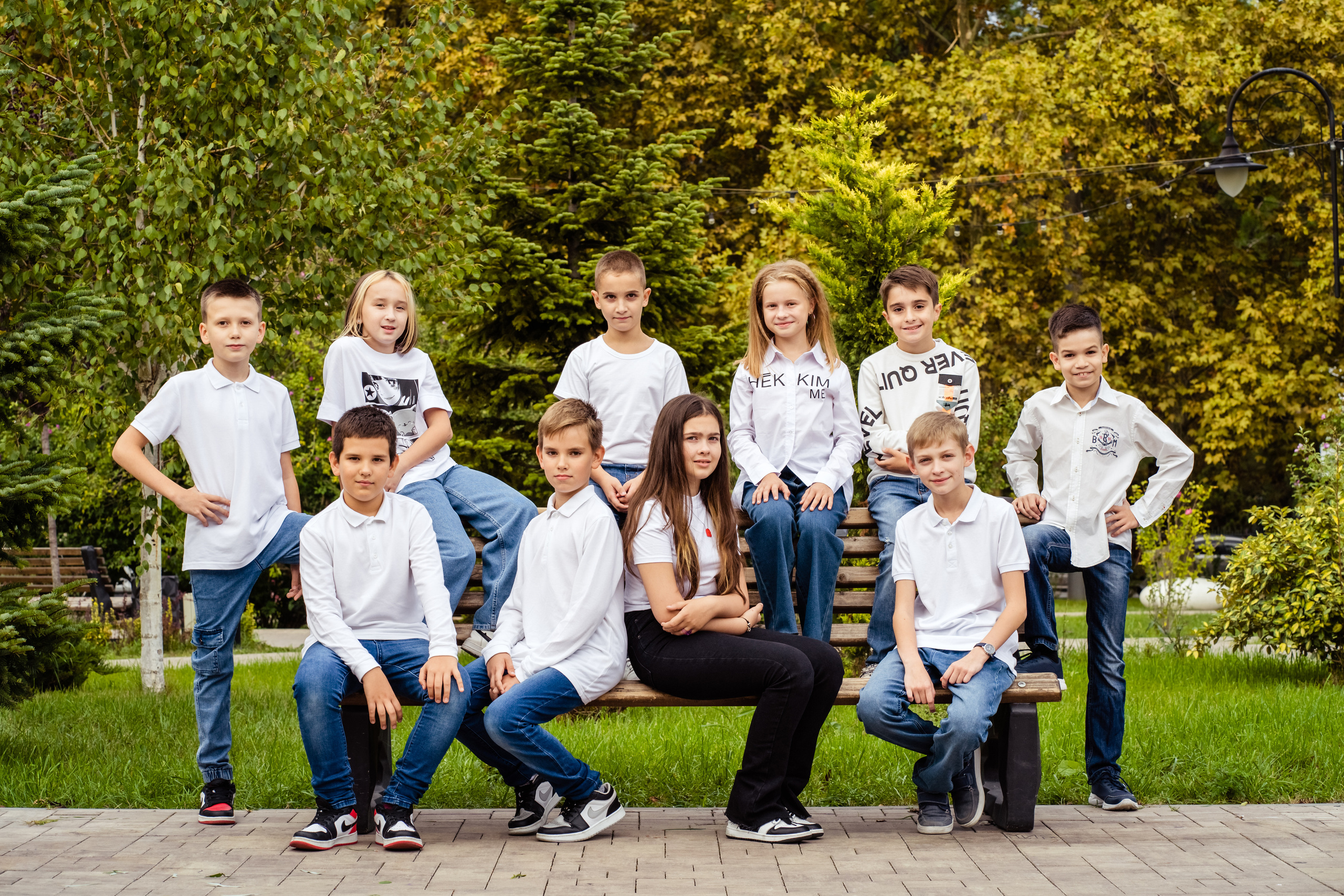 Выпускные фотокниги Фотограф для выпускников детского сада, печать фотокниг, выпускная фотосессия, виньетка на выпускной, живая анимация, оживающие фотографии, видео выпускного, выпускной фотограф, школьный фотограф, фотосессия в школе, фотосессия класса, фотосессия первоклассника, школьное видео, альбомы с оживающими фото, выпускные фотоальбомы 2024, Новороссийск, Крымск, Анапа, Геленджик, Абинск, Кабардинка, Сочи, Краснодар Краснодарский край