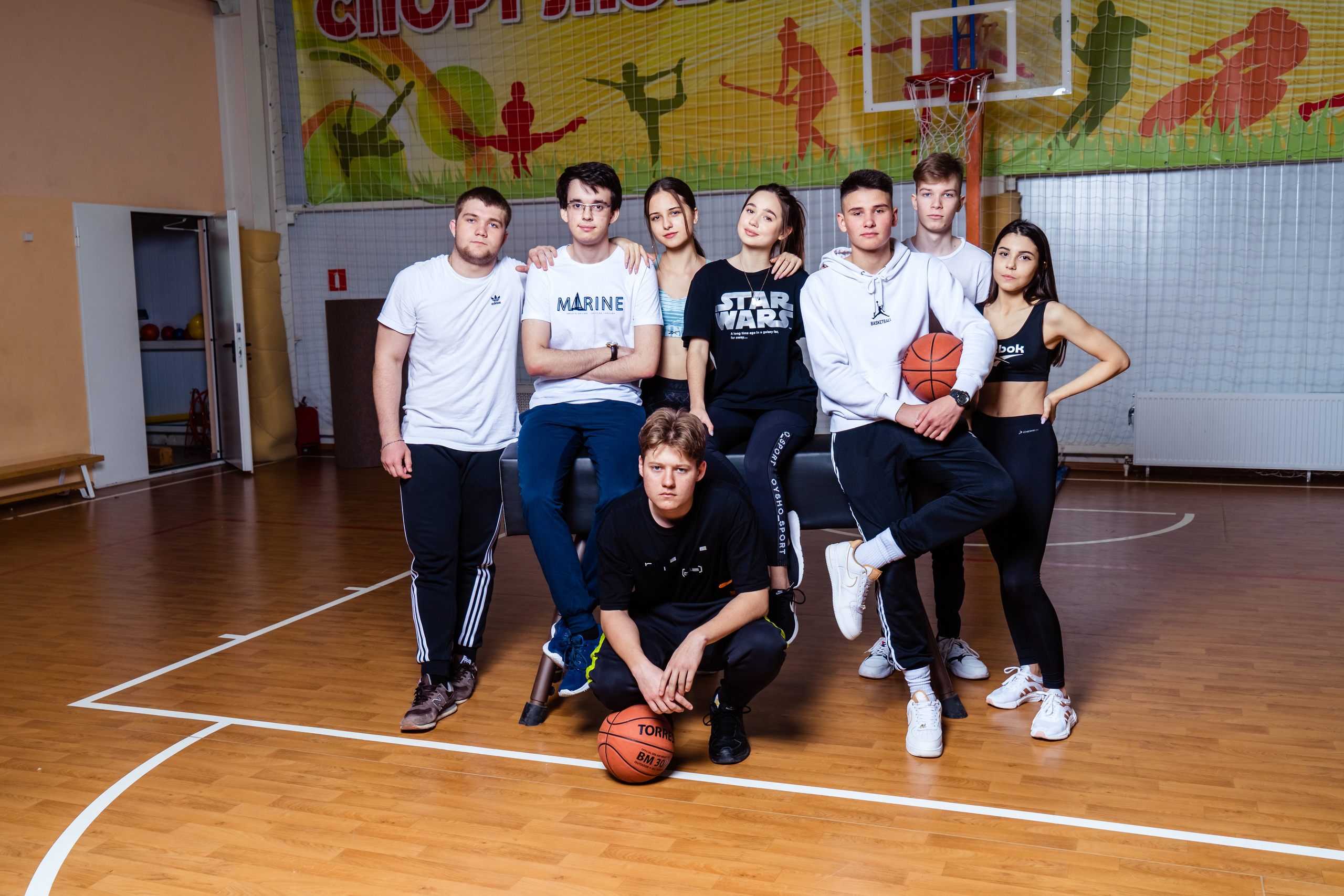 Выпускные фотокниги Фотограф для выпускников детского сада, печать фотокниг, выпускная фотосессия, виньетка на выпускной, живая анимация, оживающие фотографии, видео выпускного, выпускной фотограф, школьный фотограф, фотосессия в школе, фотосессия класса, фотосессия первоклассника, школьное видео, альбомы с оживающими фото, выпускные фотоальбомы 2024, Новороссийск, Крымск, Анапа, Геленджик, Абинск, Кабардинка, Сочи, Краснодар Краснодарский край