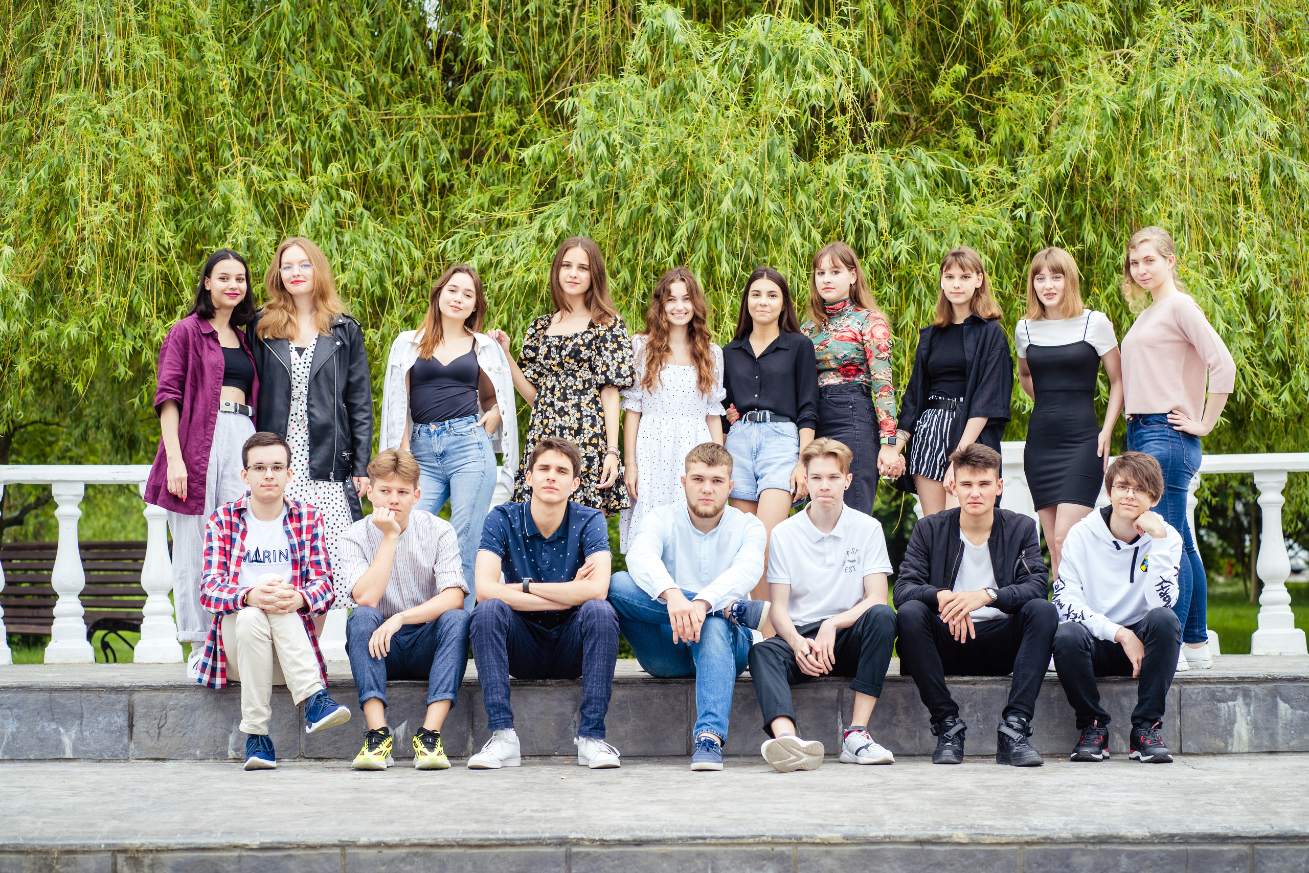 Выпускные фотокниги Фотограф для выпускников детского сада, печать фотокниг, выпускная фотосессия, виньетка на выпускной, живая анимация, оживающие фотографии, видео выпускного, выпускной фотограф, школьный фотограф, фотосессия в школе, фотосессия класса, фотосессия первоклассника, школьное видео, альбомы с оживающими фото, выпускные фотоальбомы 2024, Новороссийск, Крымск, Анапа, Геленджик, Абинск, Кабардинка, Сочи, Краснодар Краснодарский край