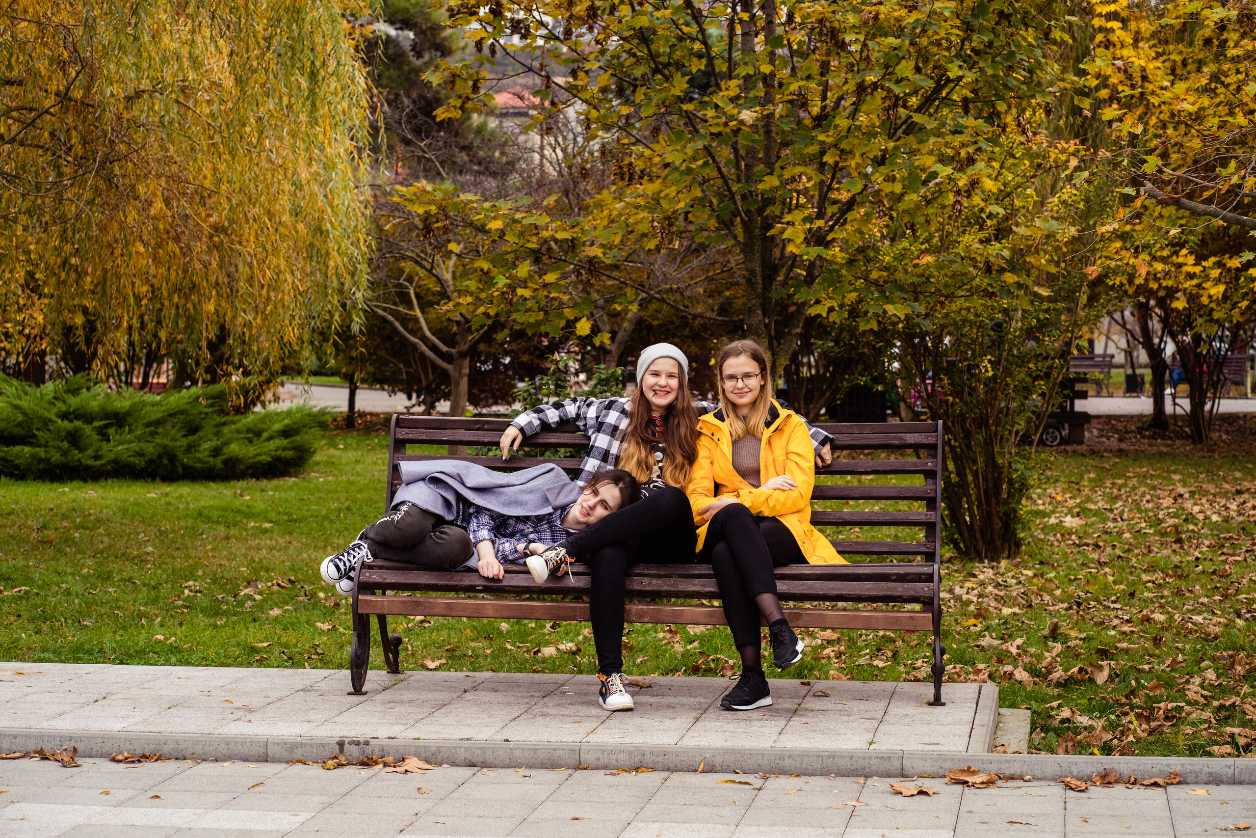 Выпускные фотокниги Фотограф для выпускников детского сада, печать фотокниг, выпускная фотосессия, виньетка на выпускной, живая анимация, оживающие фотографии, видео выпускного, выпускной фотограф, школьный фотограф, фотосессия в школе, фотосессия класса, фотосессия первоклассника, школьное видео, альбомы с оживающими фото, выпускные фотоальбомы 2024, Новороссийск, Крымск, Анапа, Геленджик, Абинск, Кабардинка, Сочи, Краснодар Краснодарский край