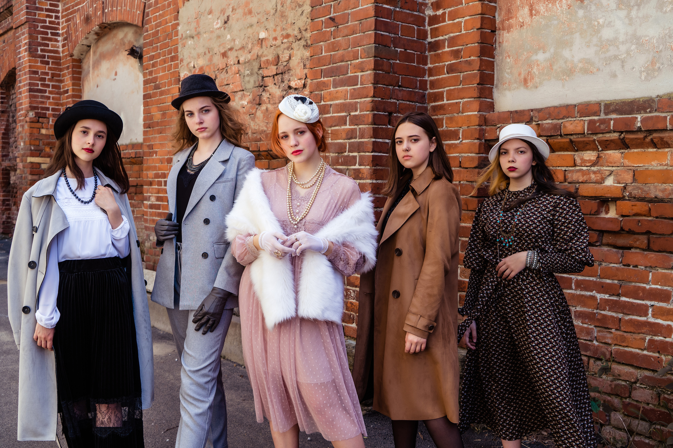 Выпускные фотокниги Фотограф для выпускников детского сада, печать фотокниг, выпускная фотосессия, виньетка на выпускной, живая анимация, оживающие фотографии, видео выпускного, выпускной фотограф, школьный фотограф, фотосессия в школе, фотосессия класса, фотосессия первоклассника, школьное видео, альбомы с оживающими фото, выпускные фотоальбомы 2024, Новороссийск, Крымск, Анапа, Геленджик, Абинск, Кабардинка, Сочи, Краснодар Краснодарский край