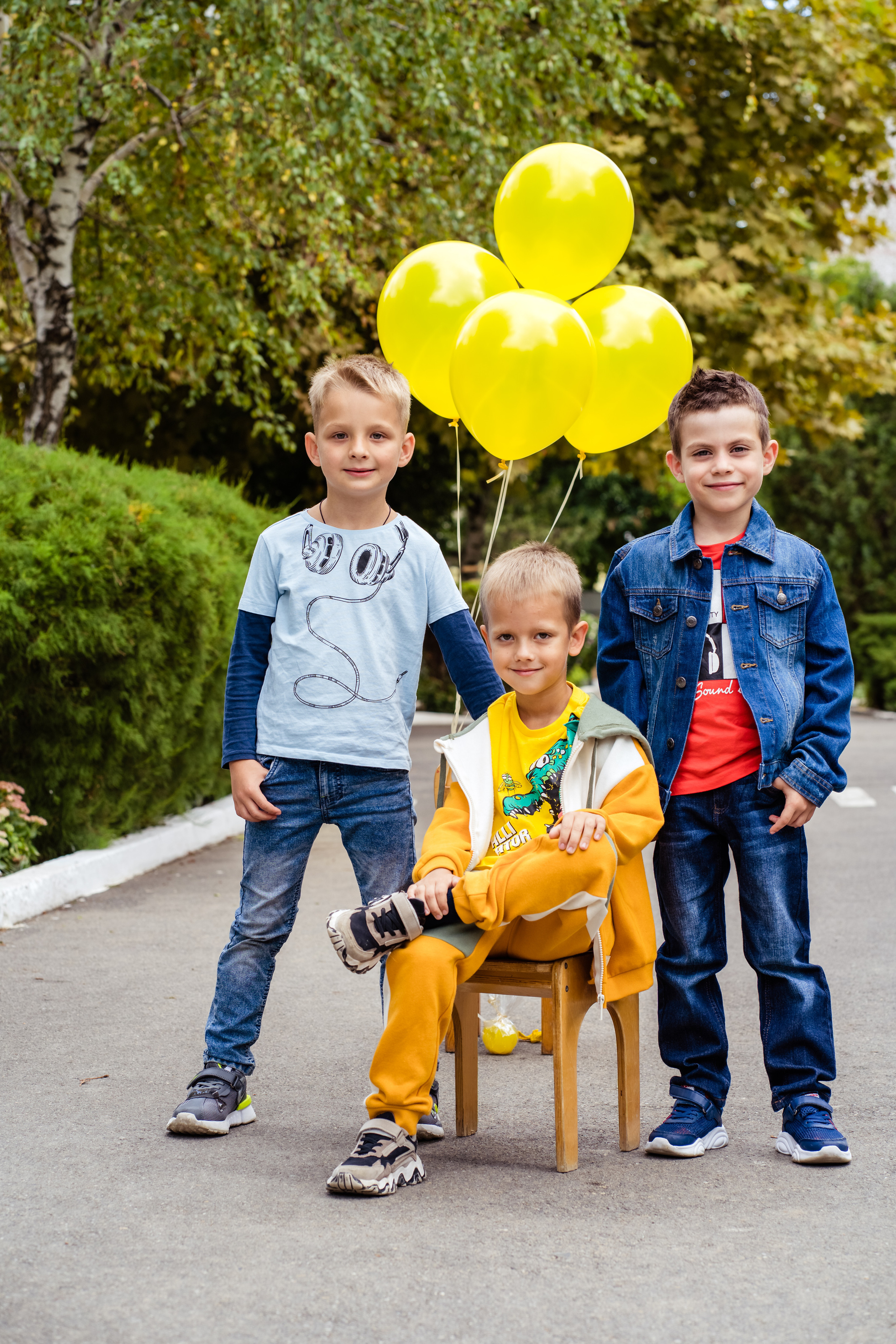 Выпускные фотокниги Фотограф для выпускников детского сада, печать фотокниг, выпускная фотосессия, виньетка на выпускной, живая анимация, оживающие фотографии, видео выпускного, выпускной фотограф, школьный фотограф, фотосессия в школе, фотосессия класса, фотосессия первоклассника, школьное видео, альбомы с оживающими фото, выпускные фотоальбомы 2024, Новороссийск, Крымск, Анапа, Геленджик, Абинск, Кабардинка, Сочи, Краснодар Краснодарский край