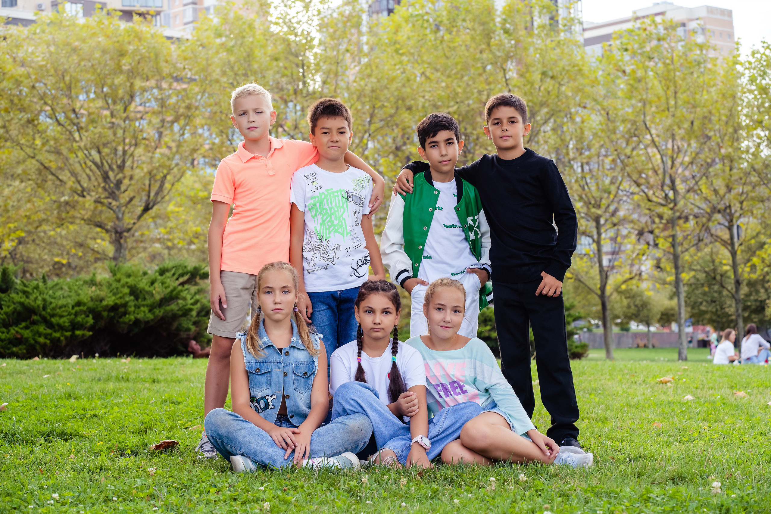 Выпускные фотокниги Фотограф для выпускников детского сада, печать фотокниг, выпускная фотосессия, виньетка на выпускной, живая анимация, оживающие фотографии, видео выпускного, выпускной фотограф, школьный фотограф, фотосессия в школе, фотосессия класса, фотосессия первоклассника, школьное видео, альбомы с оживающими фото, выпускные фотоальбомы 2024, Новороссийск, Крымск, Анапа, Геленджик, Абинск, Кабардинка, Сочи, Краснодар Краснодарский край