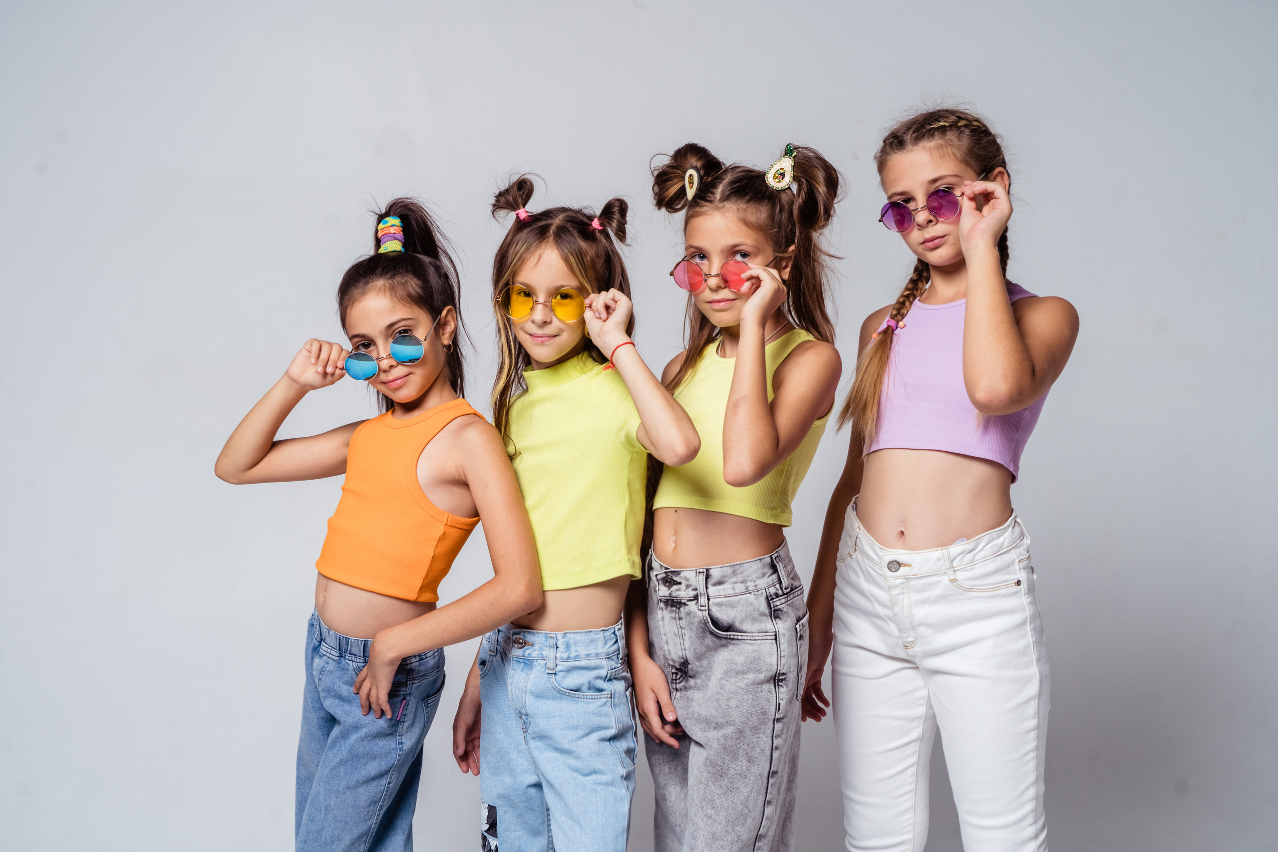 Виньетка фото книга папка трюмо выпускное платье видео современный. Выпускные альбомы в Новороссийске и Краснодарском крае