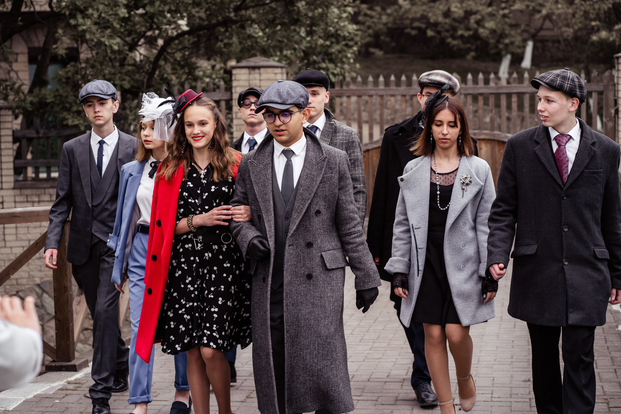 Выпускные фотокниги Фотограф для выпускников детского сада, печать фотокниг, выпускная фотосессия, виньетка на выпускной, живая анимация, оживающие фотографии, видео выпускного, выпускной фотограф, школьный фотограф, фотосессия в школе, фотосессия класса, фотосессия первоклассника, школьное видео, альбомы с оживающими фото, выпускные фотоальбомы 2024, Новороссийск, Крымск, Анапа, Геленджик, Абинск, Кабардинка, Сочи, Краснодар Краснодарский край