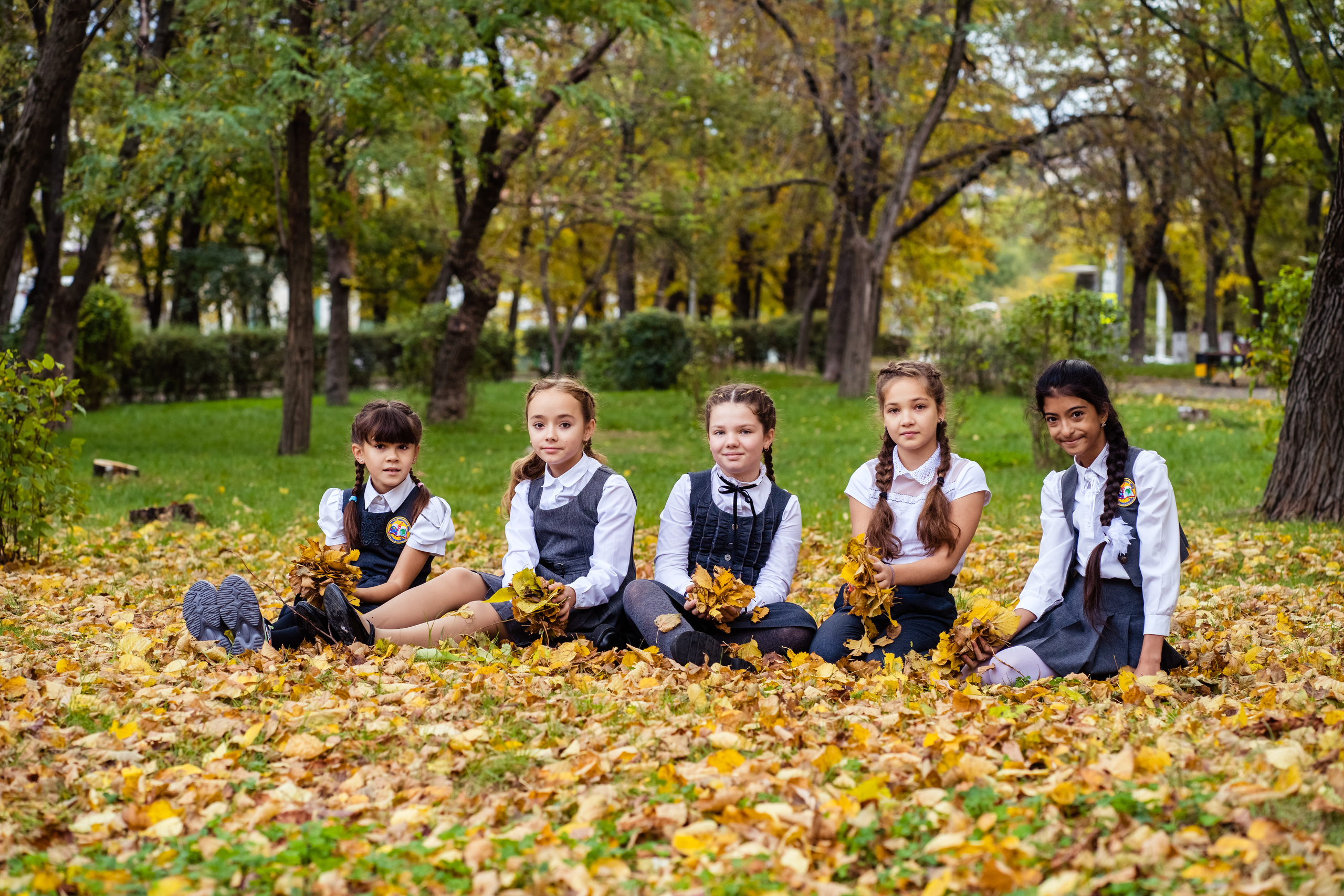 Выпускные фотокниги Фотограф для выпускников детского сада, печать фотокниг, выпускная фотосессия, виньетка на выпускной, живая анимация, оживающие фотографии, видео выпускного, выпускной фотограф, школьный фотограф, фотосессия в школе, фотосессия класса, фотосессия первоклассника, школьное видео, альбомы с оживающими фото, выпускные фотоальбомы 2024, Новороссийск, Крымск, Анапа, Геленджик, Абинск, Кабардинка, Сочи, Краснодар Краснодарский край