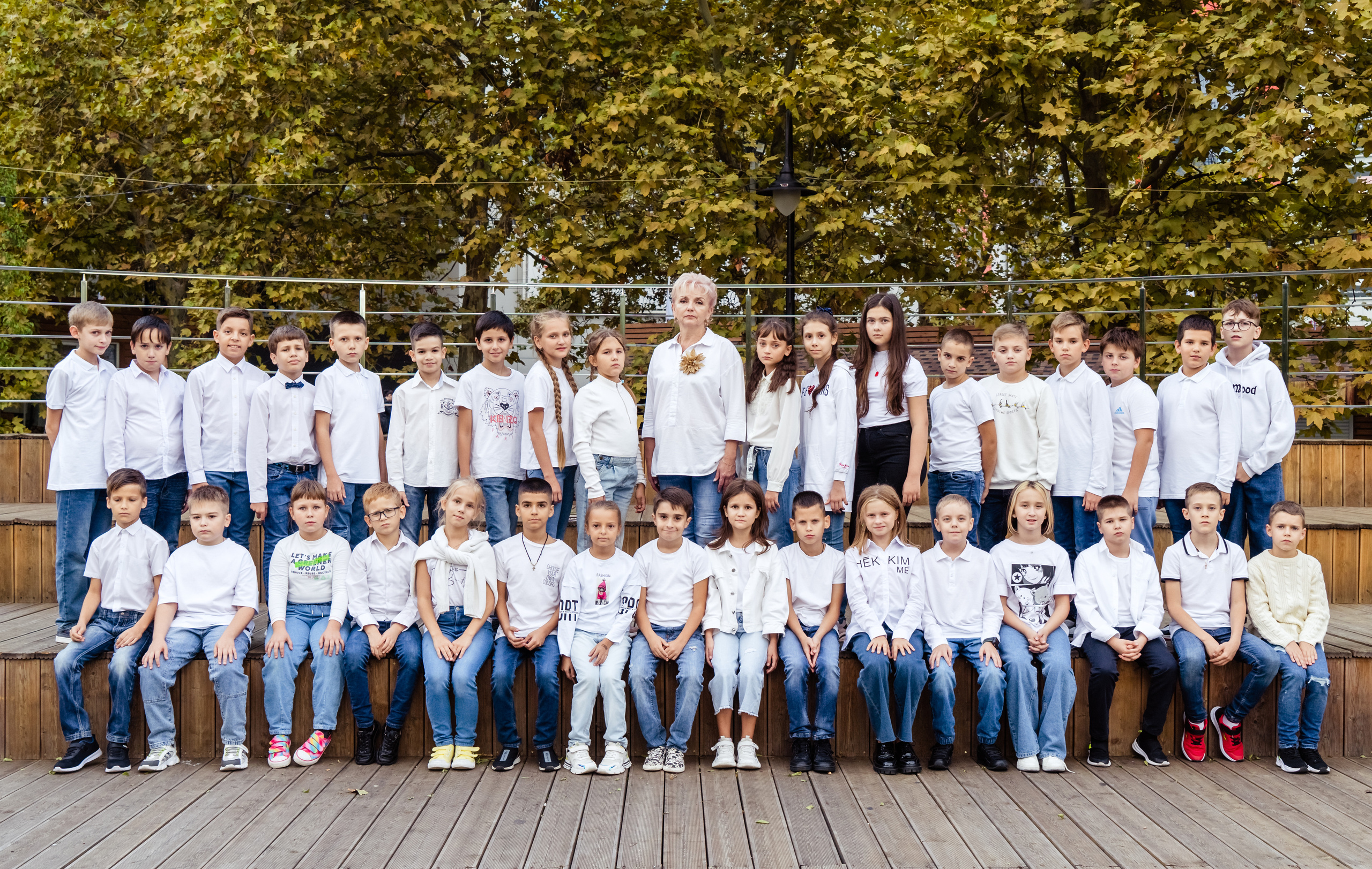 Выпускные фотокниги Фотограф для выпускников детского сада, печать фотокниг, выпускная фотосессия, виньетка на выпускной, живая анимация, оживающие фотографии, видео выпускного, выпускной фотограф, школьный фотограф, фотосессия в школе, фотосессия класса, фотосессия первоклассника, школьное видео, альбомы с оживающими фото, выпускные фотоальбомы 2024, Новороссийск, Крымск, Анапа, Геленджик, Абинск, Кабардинка, Сочи, Краснодар Краснодарский край