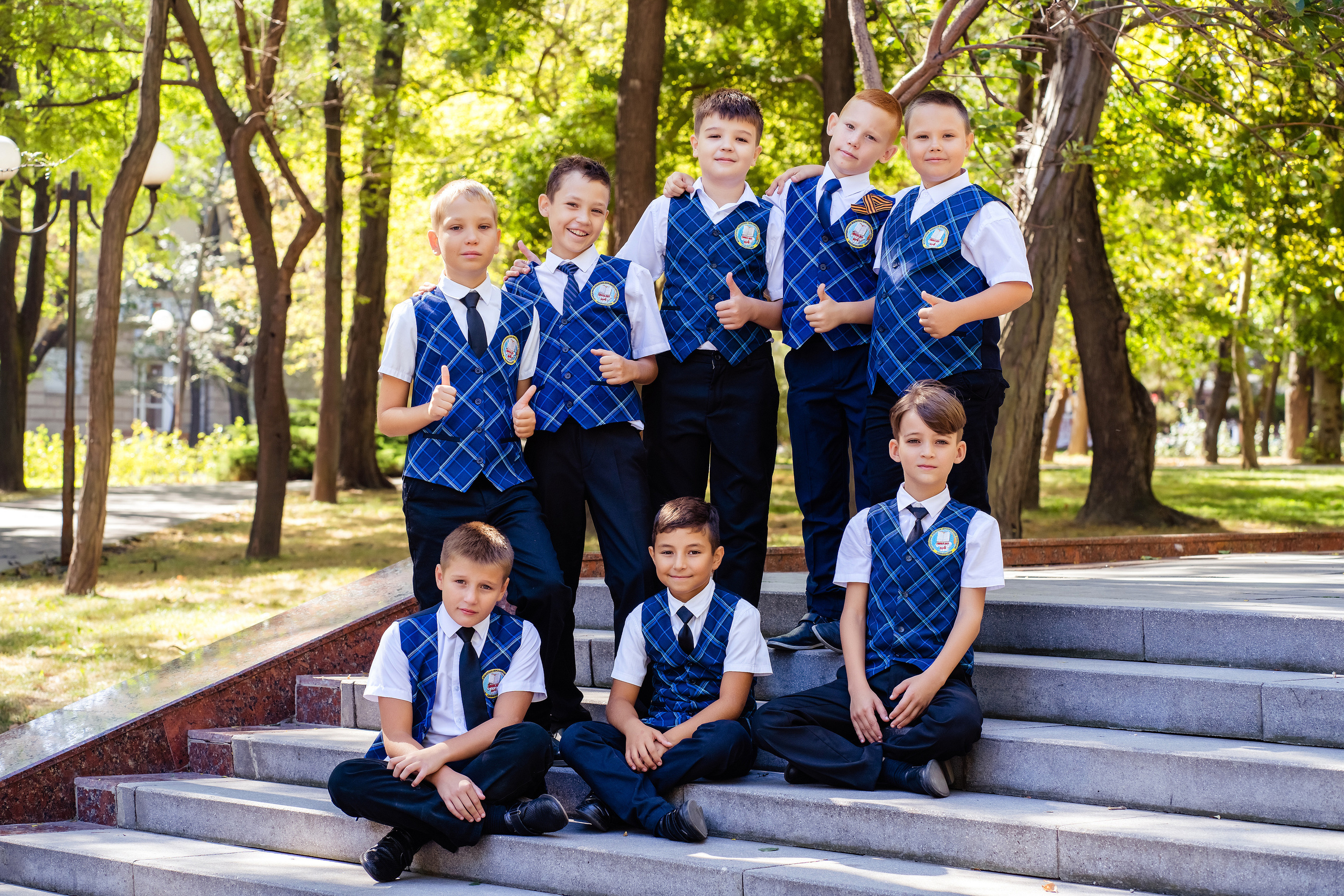 Выпускные фотокниги Фотограф для выпускников детского сада, печать фотокниг, выпускная фотосессия, виньетка на выпускной, живая анимация, оживающие фотографии, видео выпускного, выпускной фотограф, школьный фотограф, фотосессия в школе, фотосессия класса, фотосессия первоклассника, школьное видео, альбомы с оживающими фото, выпускные фотоальбомы 2024, Новороссийск, Крымск, Анапа, Геленджик, Абинск, Кабардинка, Сочи, Краснодар Краснодарский край