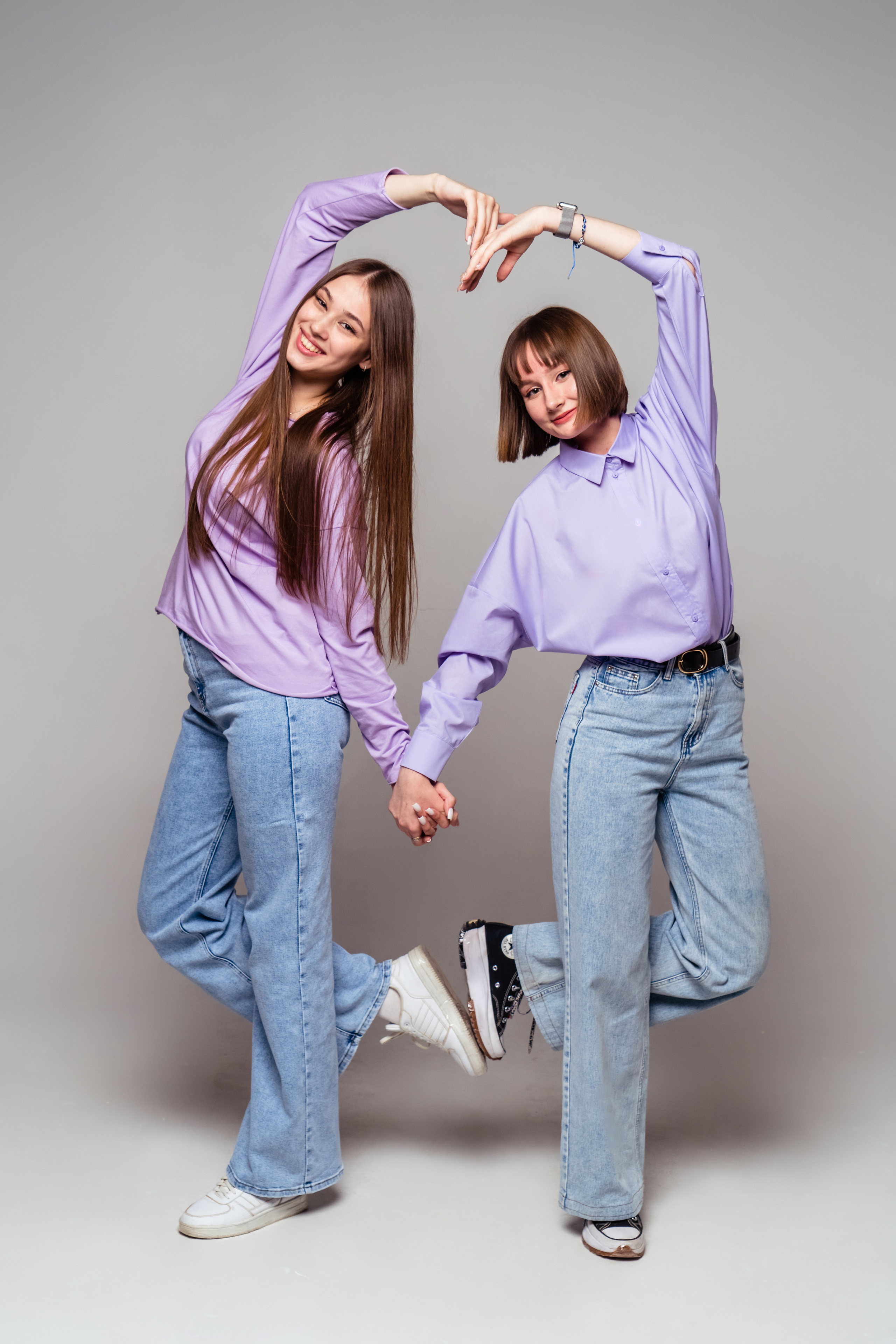 Выпускные фотокниги Фотограф для выпускников детского сада, печать фотокниг, выпускная фотосессия, виньетка на выпускной, живая анимация, оживающие фотографии, видео выпускного, выпускной фотограф, школьный фотограф, фотосессия в школе, фотосессия класса, фотосессия первоклассника, школьное видео, альбомы с оживающими фото, выпускные фотоальбомы 2024, Новороссийск, Крымск, Анапа, Геленджик, Абинск, Кабардинка, Сочи, Краснодар Краснодарский край