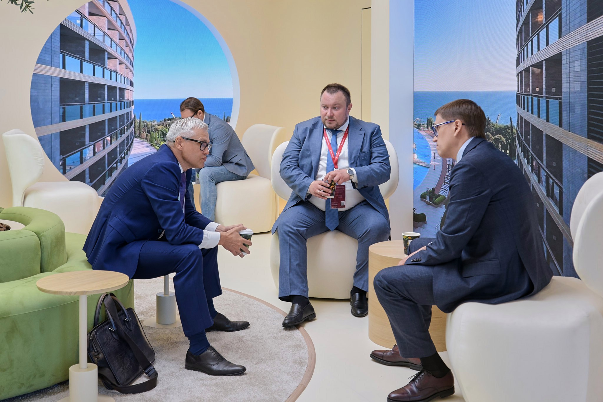 ПМЭФ-2024. Иван Ступа, репортажный фотограф в Санкт-Петербурге и Ленинградской области