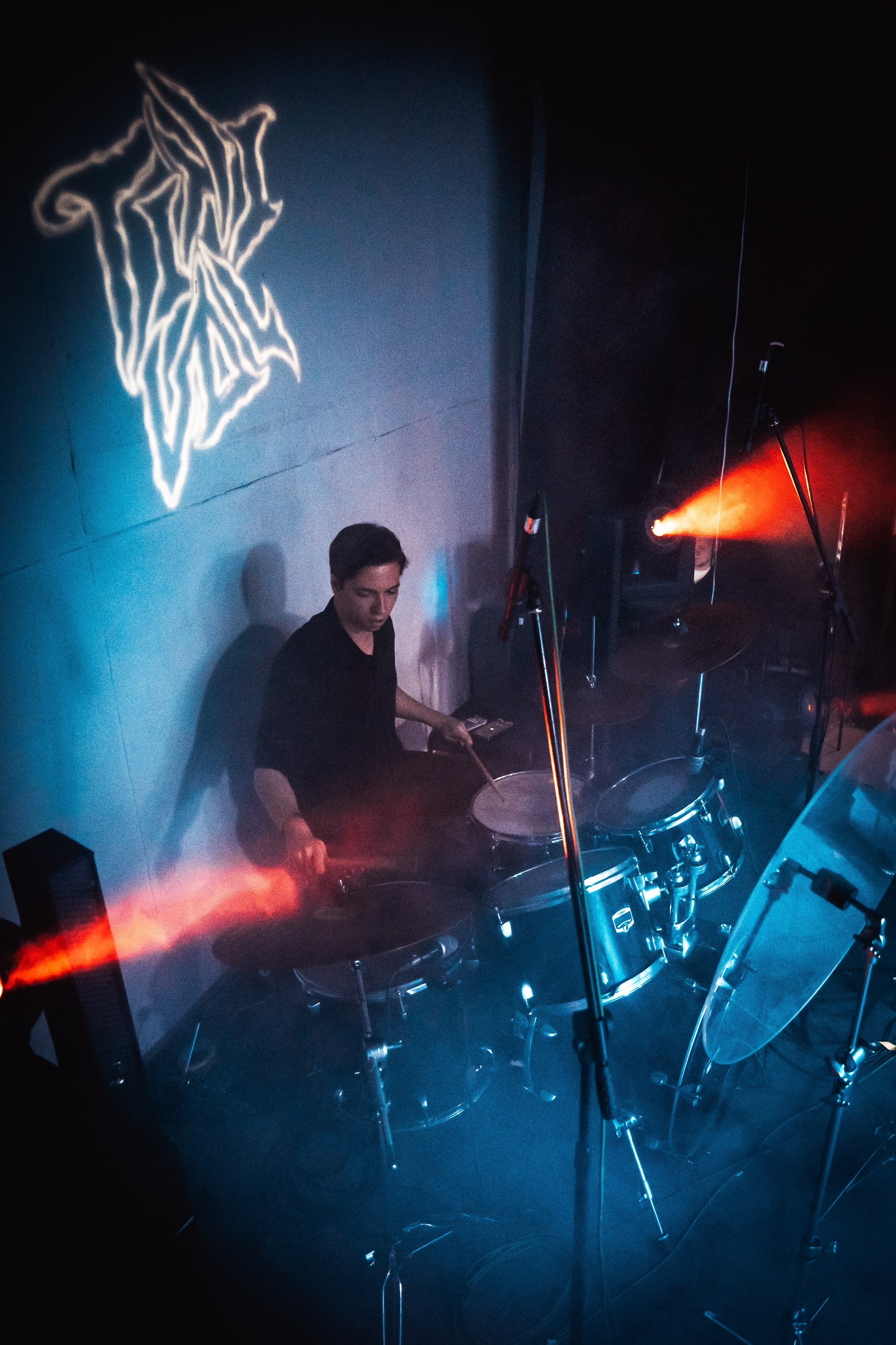 Tihi val. Rock night, 30.05.2025, Эрмитаж. Фотограф Регина Крикунова г. Красноярск