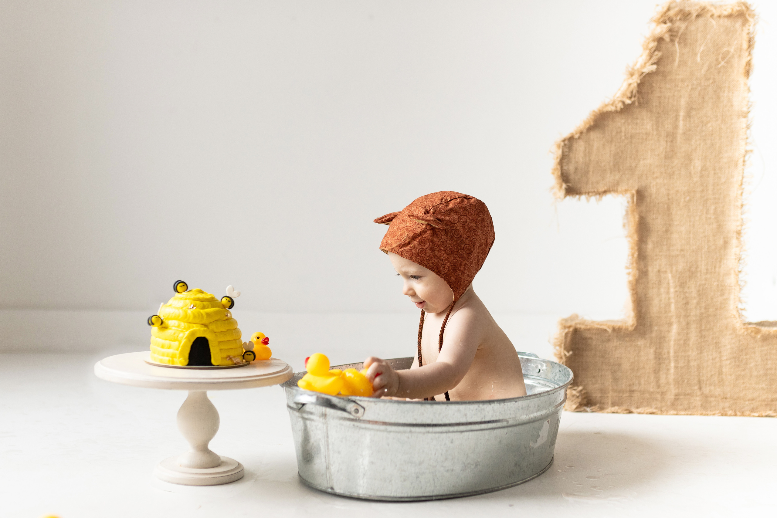 Дима и его первый тортик. Семейный фотограф в Ростове-на-Дону Мария Панарина