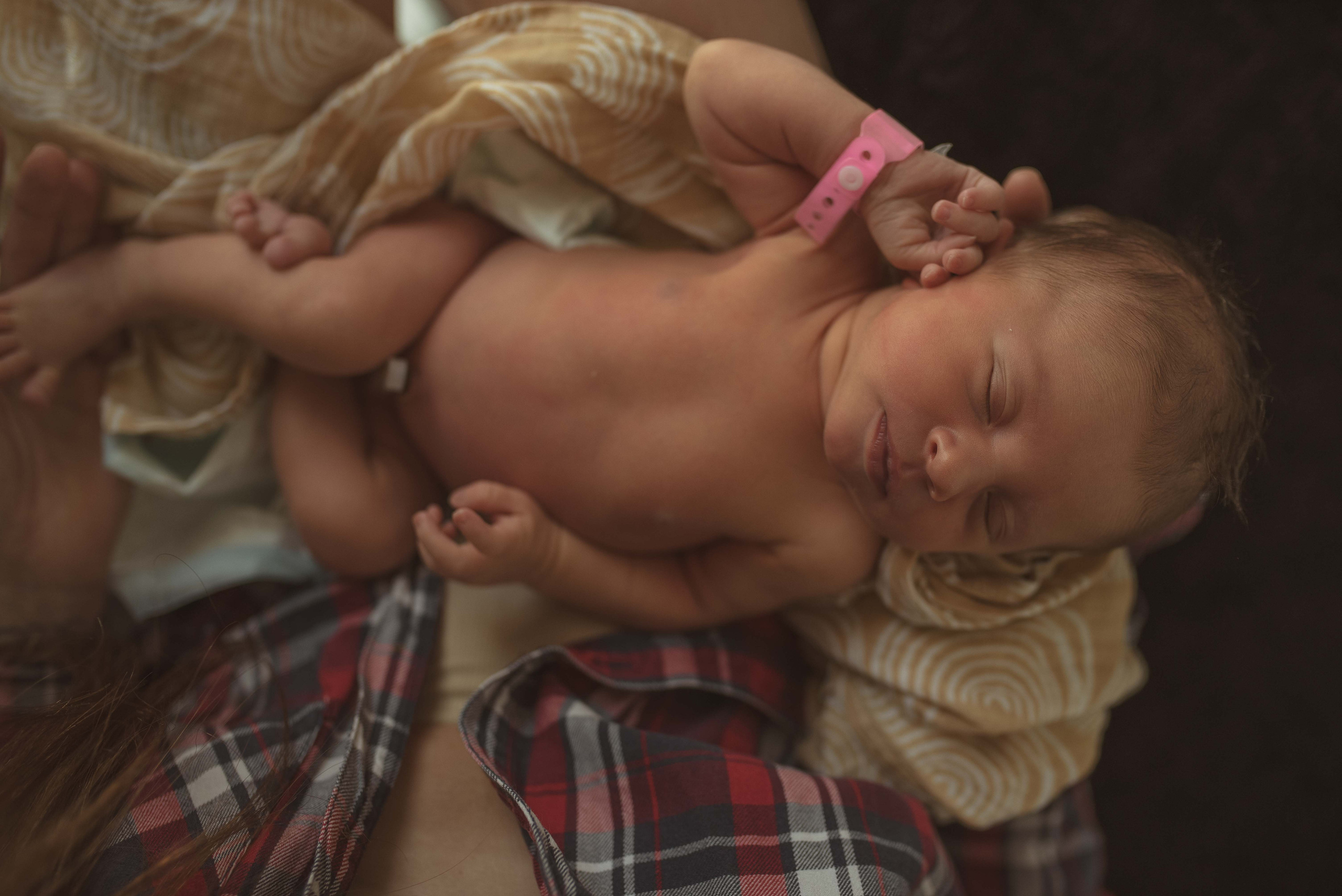 Домашняя ньюборн. Семейный фотограф в Ростове-на-Дону Мария Панарина