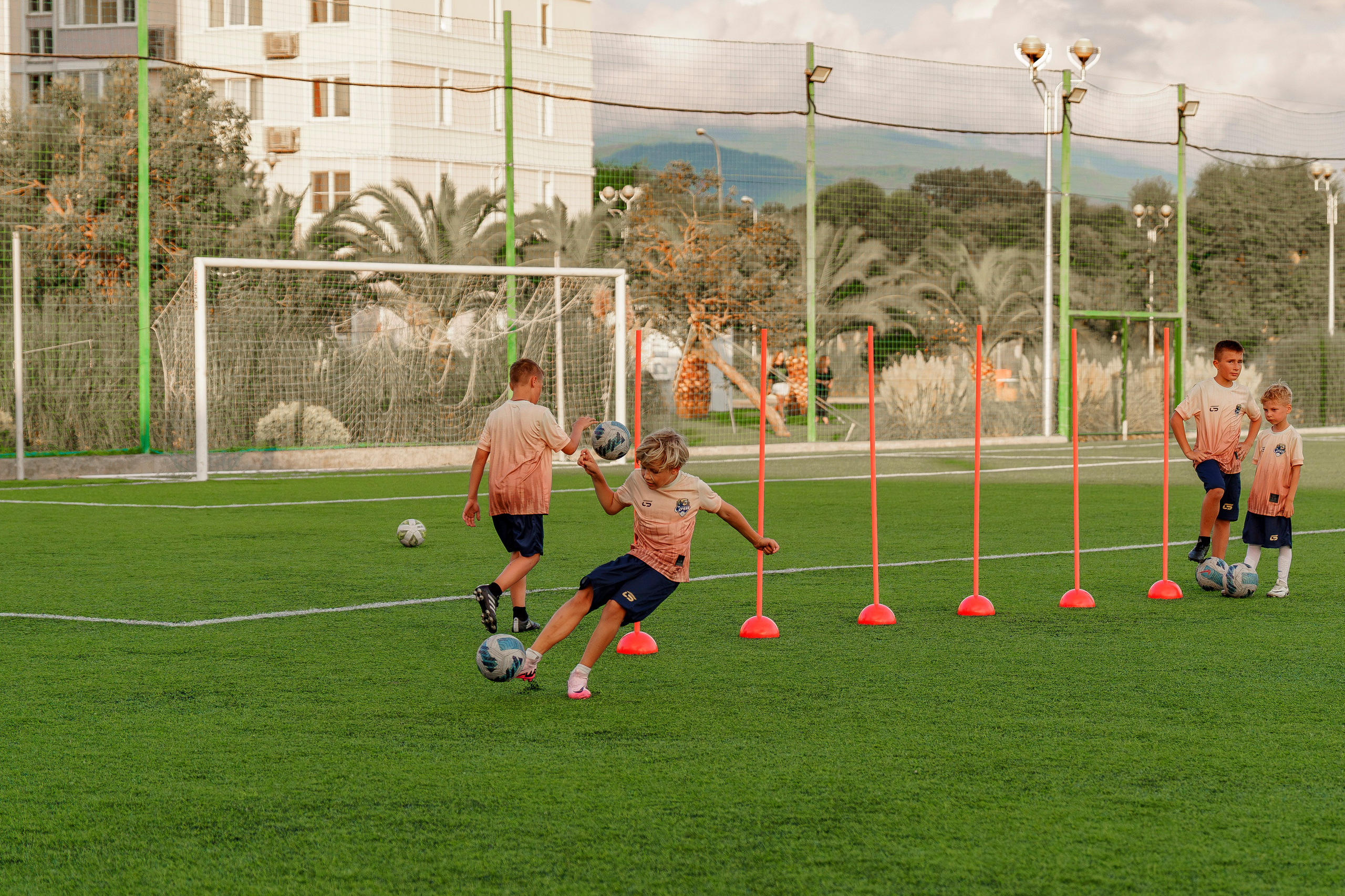 Футбол, тренировки. Фотограф видеограф Геннадий Янбаев в Сочи, Краснодаре