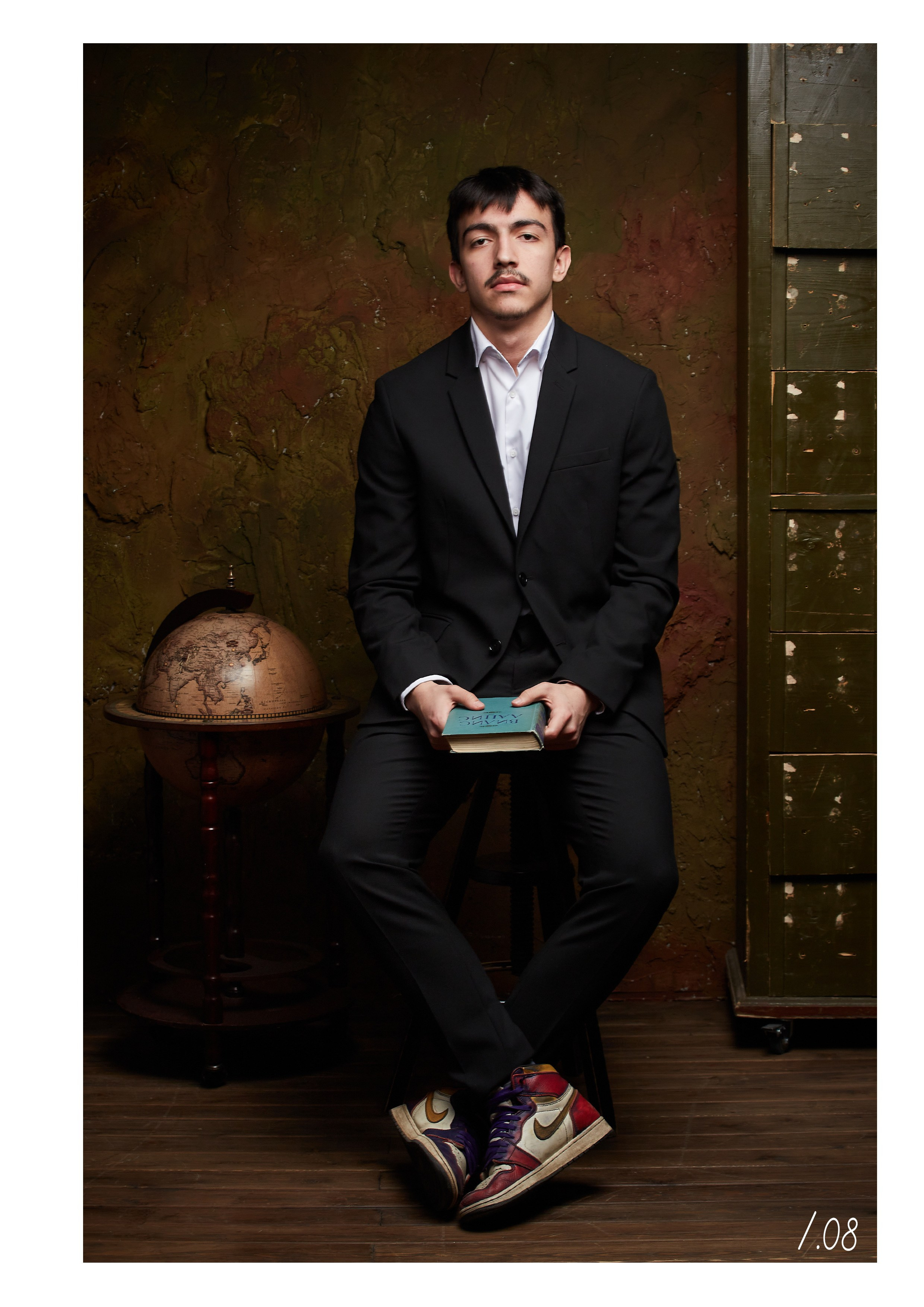 Студия Школьной Фотографии — стильные и современные выпускные альбомы