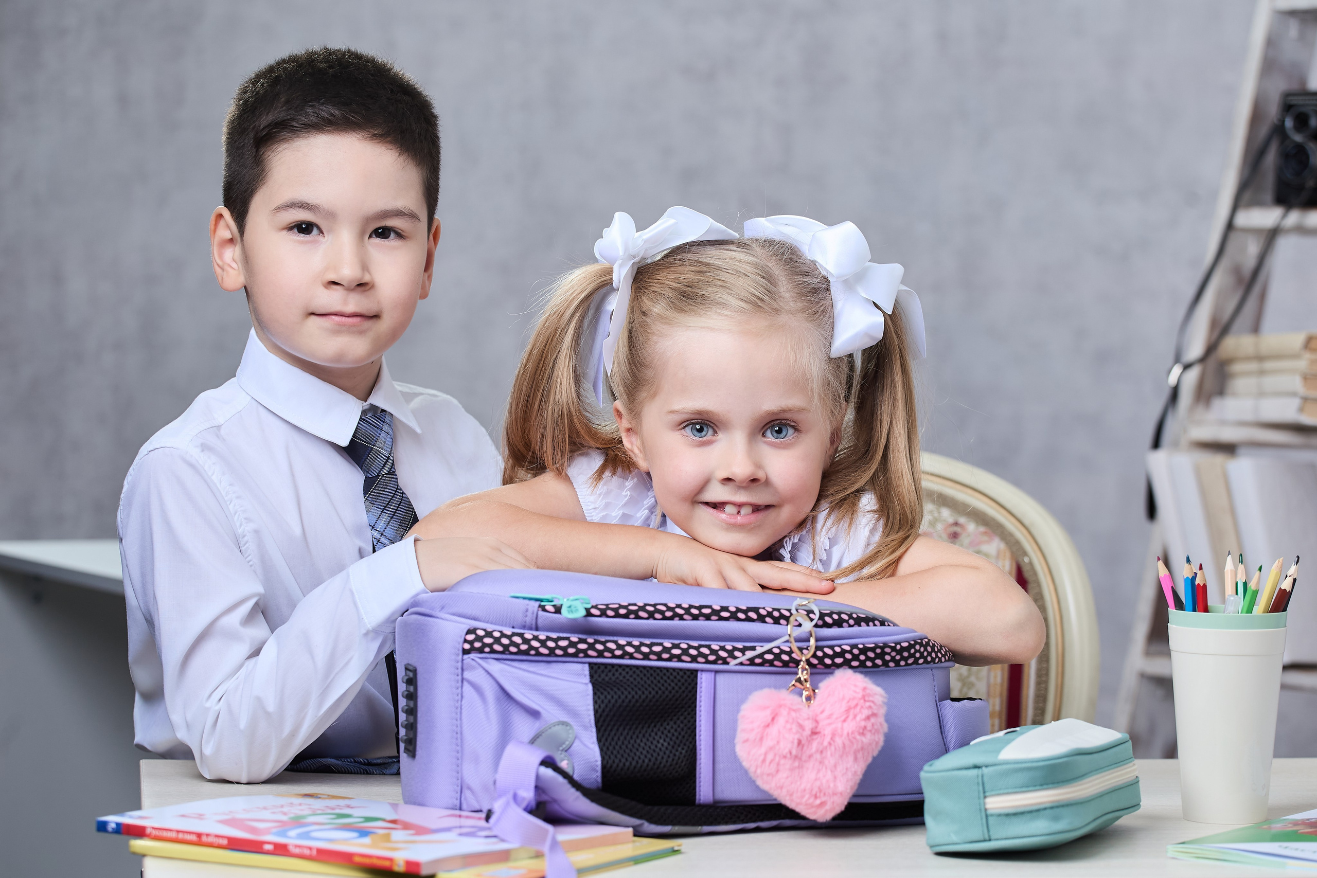 Фотопроекты. Студия Школьной Фотографии — стильные и современные выпускные альбомы