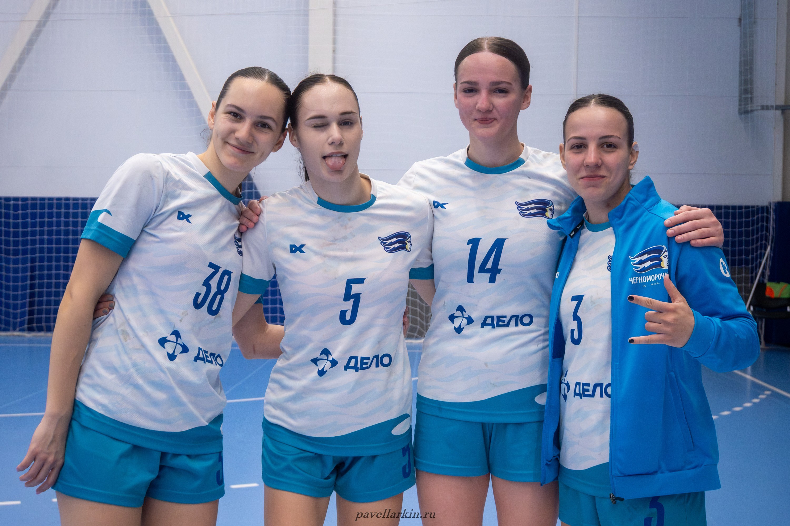 Гандбол. Черноморочка-2 — Университет-2. Спортивный фотограф, фотожурналист Павел Ларькин