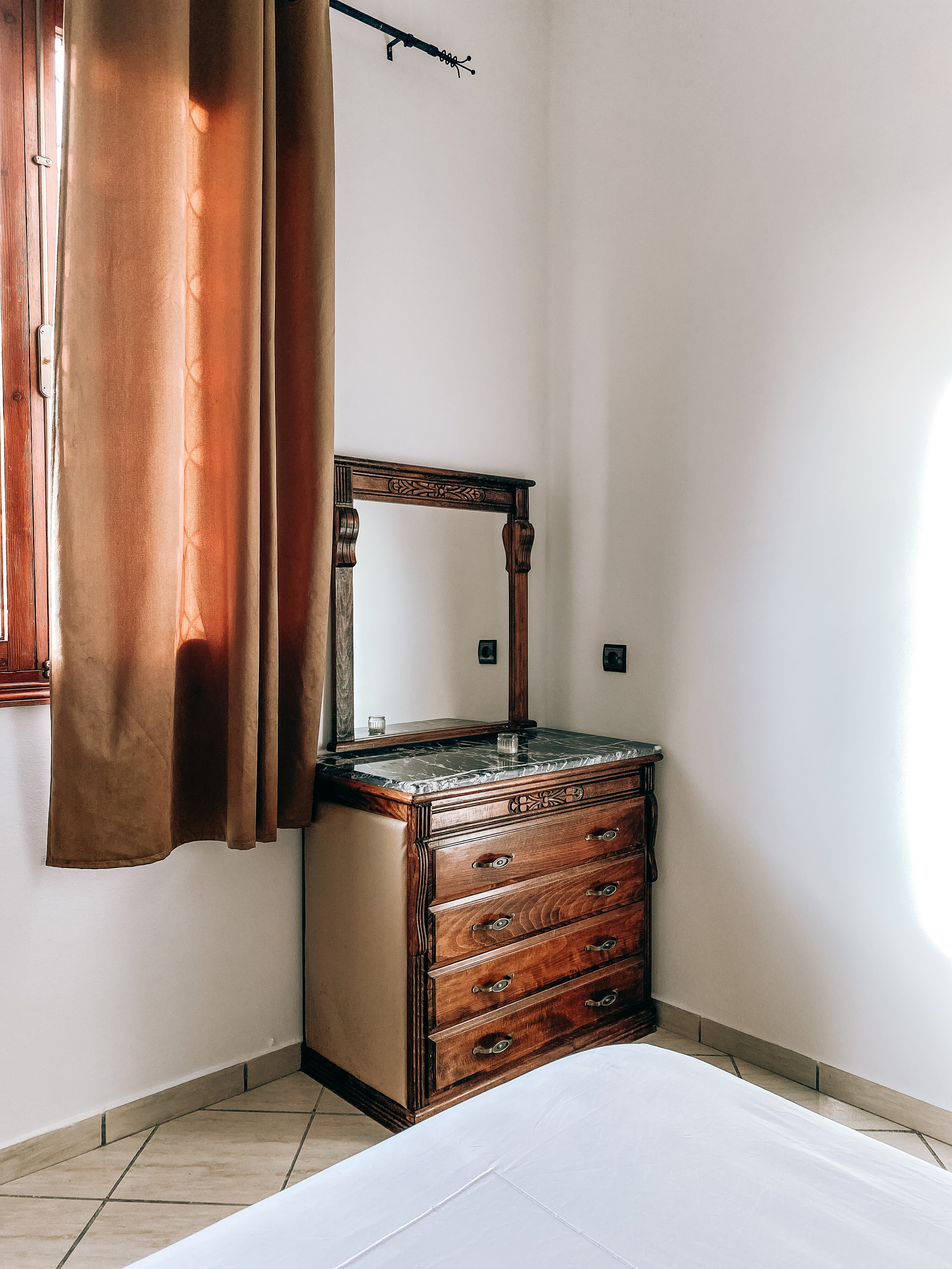 Apart. Olga Popova — Photographer in Morocco