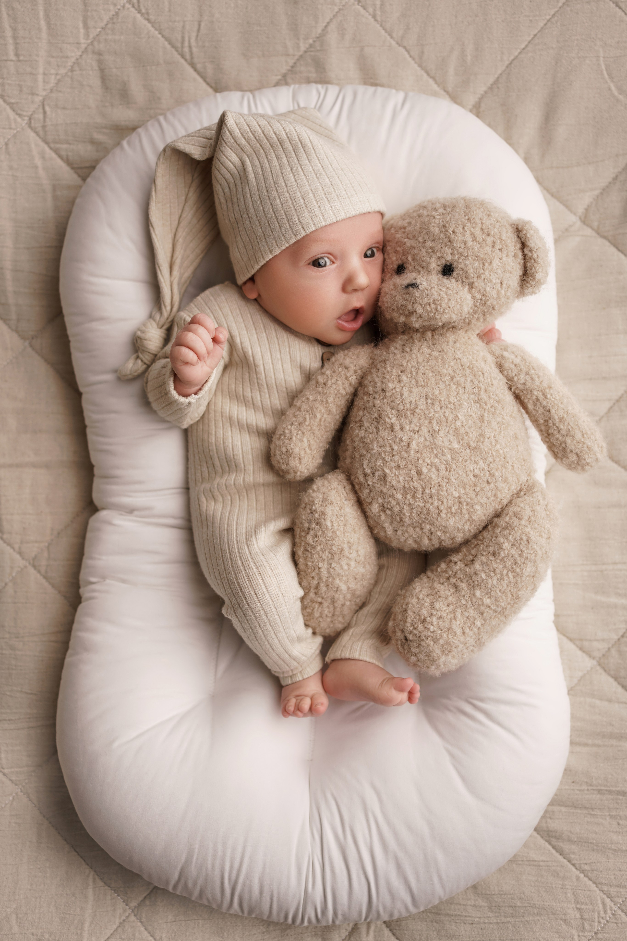 Лайф-съемка новорожденных | Первые семейные фото с малышом в Москве и МО. Фотосессия новорожденных в Москве и Московской области | Профессиональный фотограф newborn — Татьяна Иванова