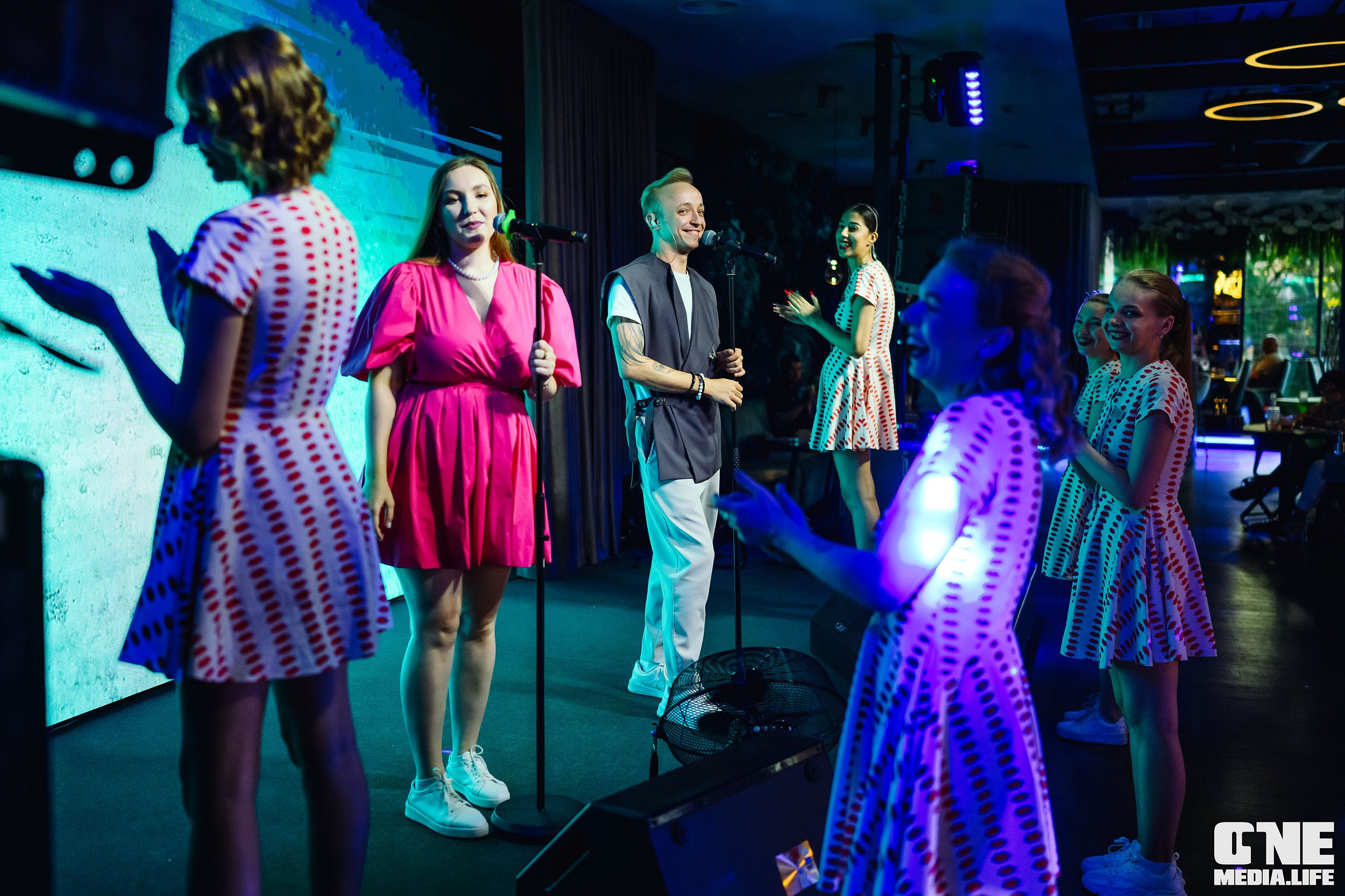Фоторепортаж с вечеринки в ресторане Океан. One Media Life: фоторепортажи, фотоотчеты с мероприятий и заведений