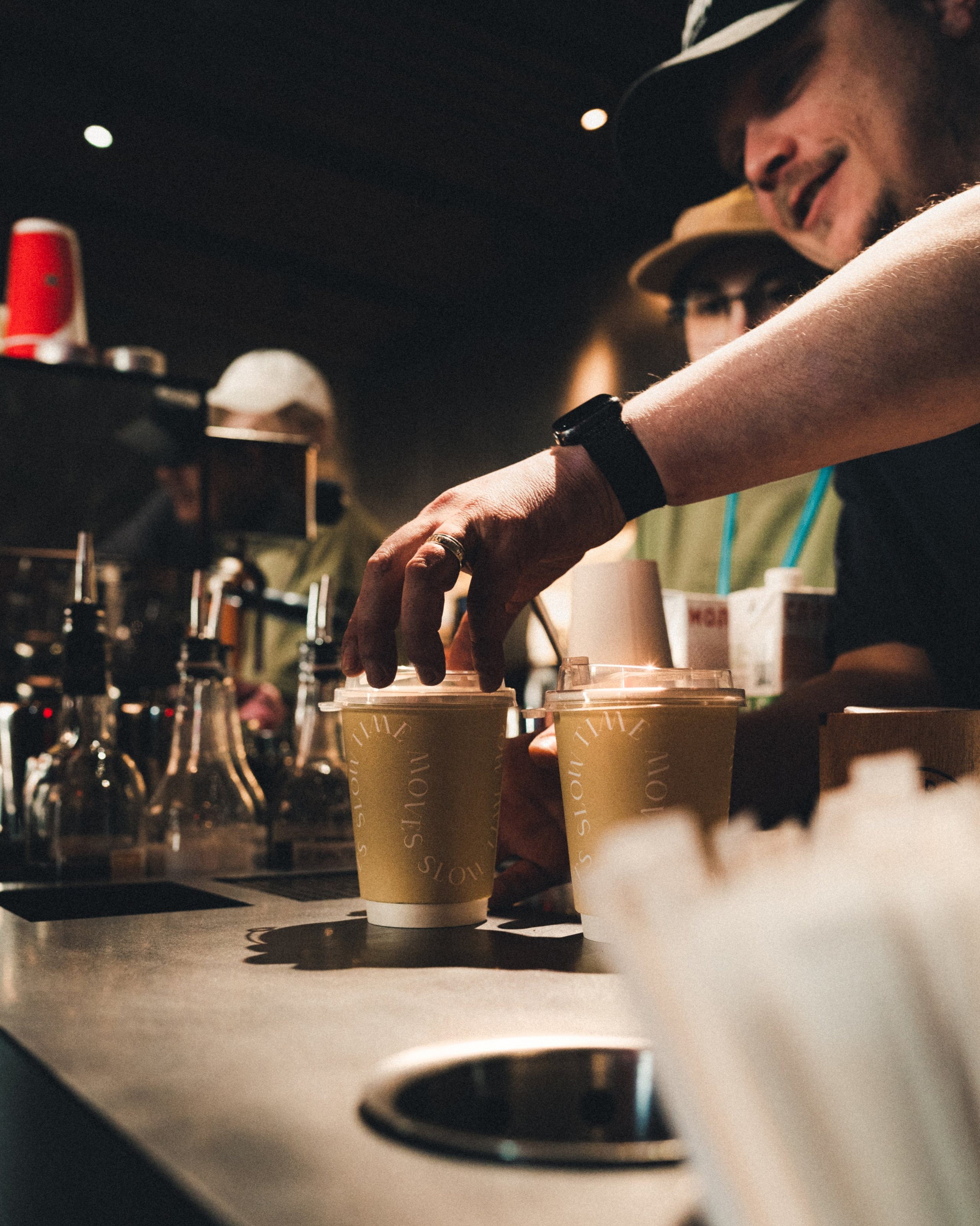 Фотосъёмка для сети кофеен Surf Coffee. Фотограф Илья К. в Москве