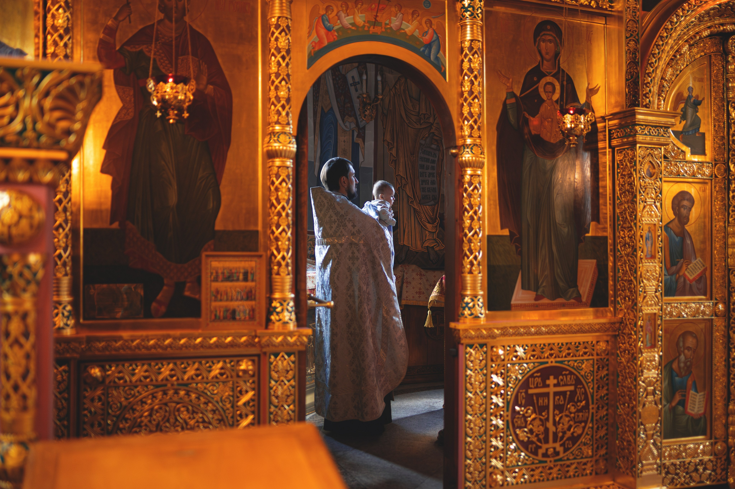 Съёмка Таинства Ивана в храме на Окской. Семейный фотограф в Москве 📸