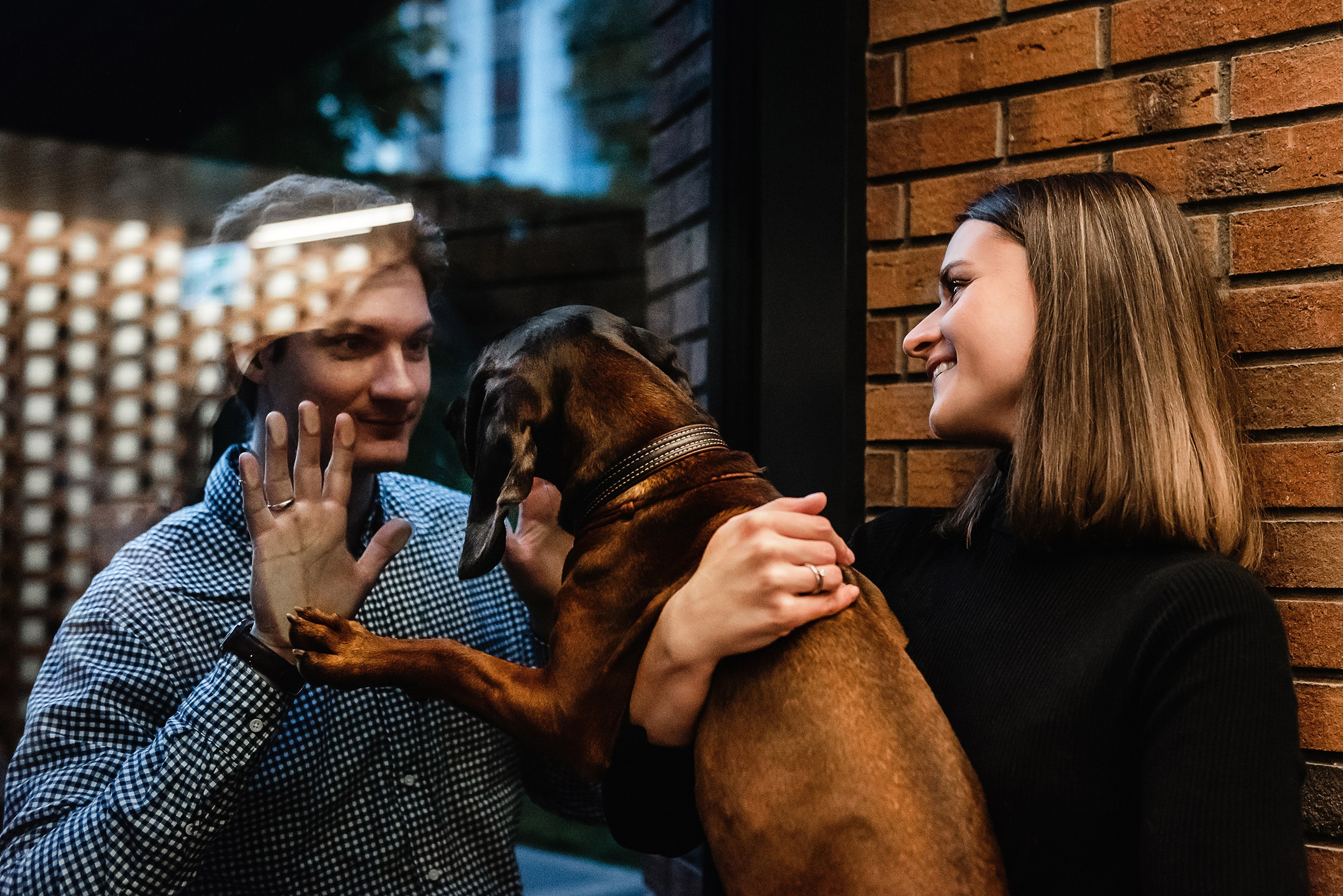 Катя, Дима и Дакота. Городская Love Story. Семейный Фотограф в Москве Ирина Хохлова