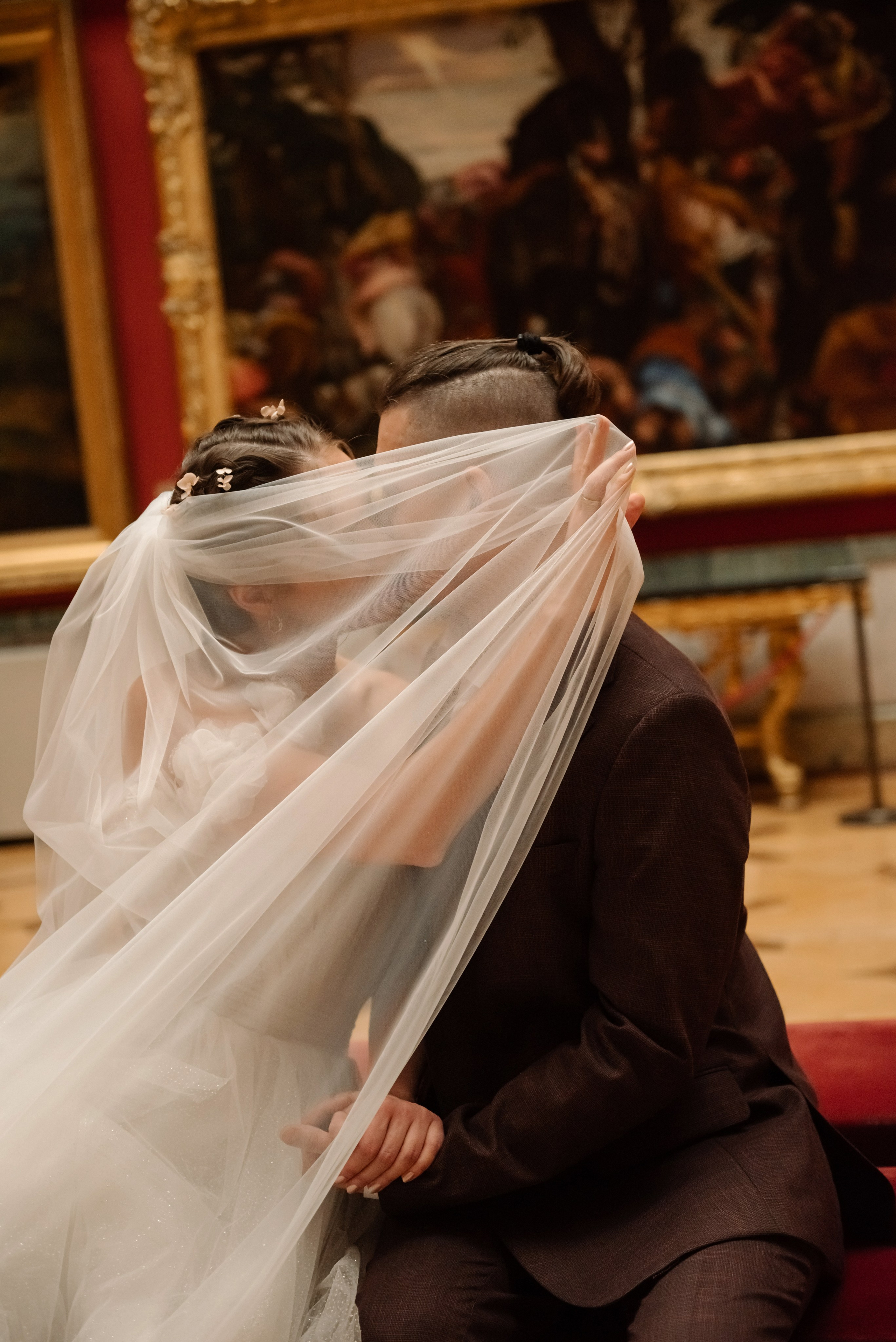 В залах лучшего музея. Свадебный и сеейный фотограф в Санкт-Петербурге Елена Худякова