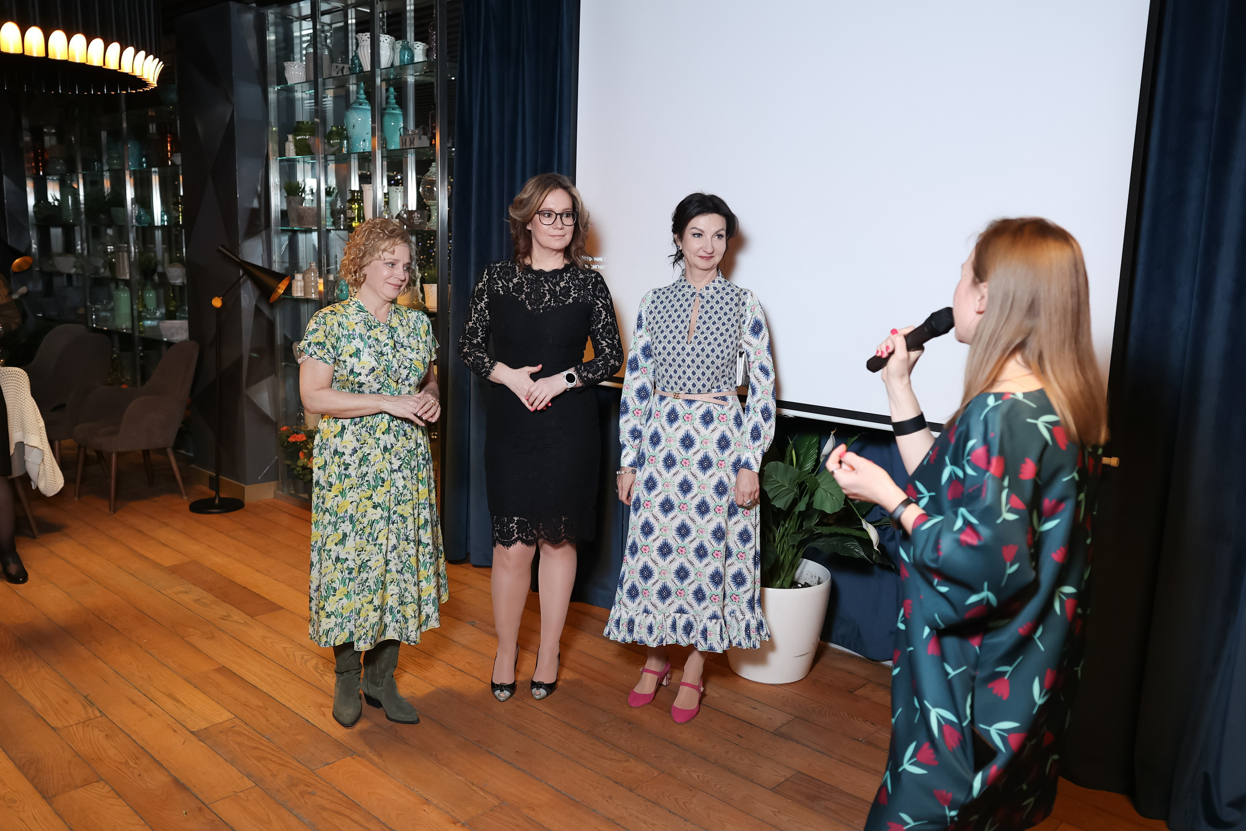 8 марта. Репортажный фотограф видеограф в Москве Ольга Плаксина