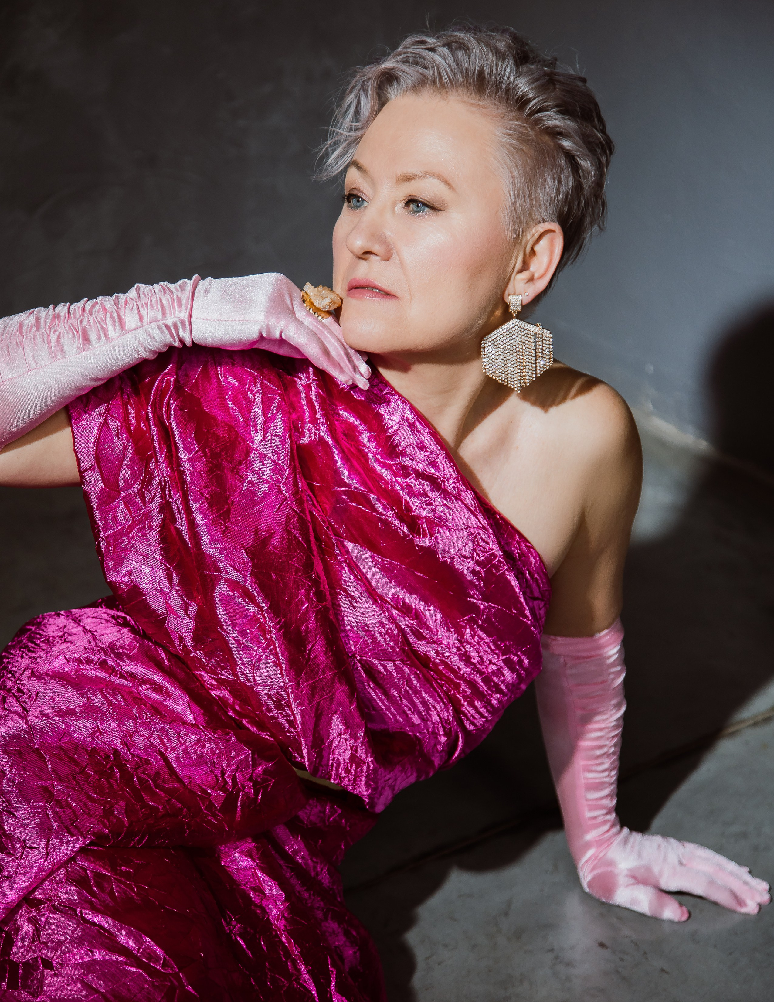 Модель age+. Креативный и женский Фотограф Омске Наталья Лебедева