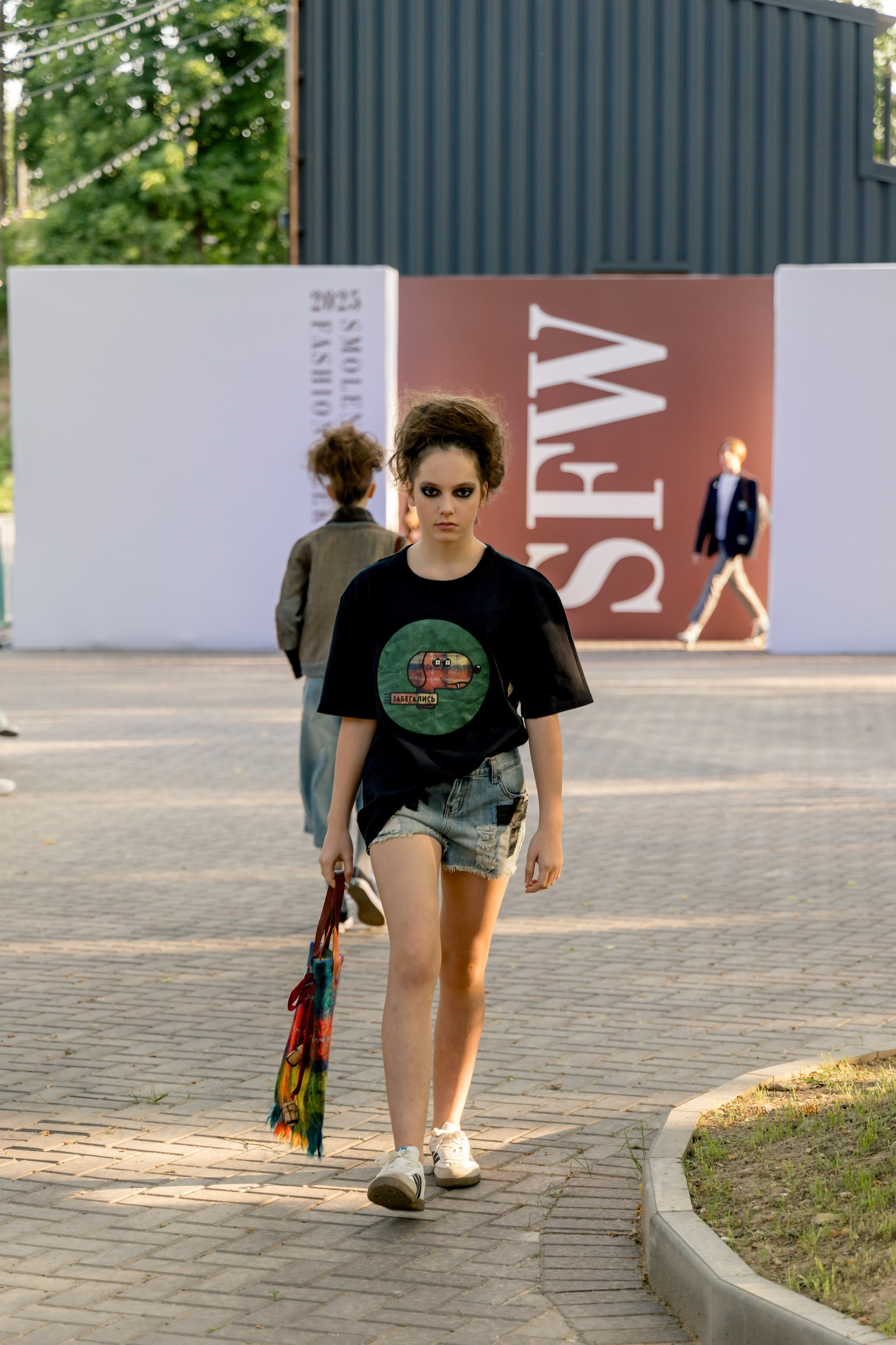 Smolensk Fashion Week 2025_показы_ДЕНЬ 1_ВЕЧЕРНИЙ ПОКАЗ_19:00. Главная